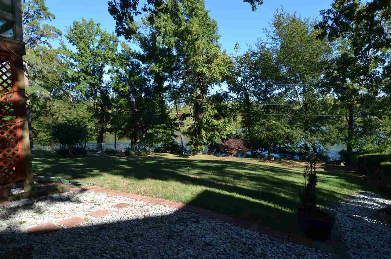 Lakeside Terrace - Residential