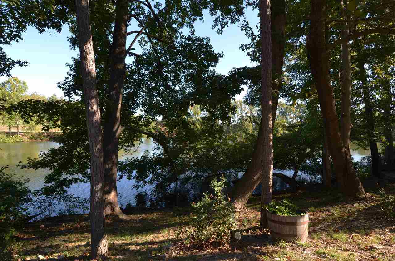 Lakeside Terrace - Residential