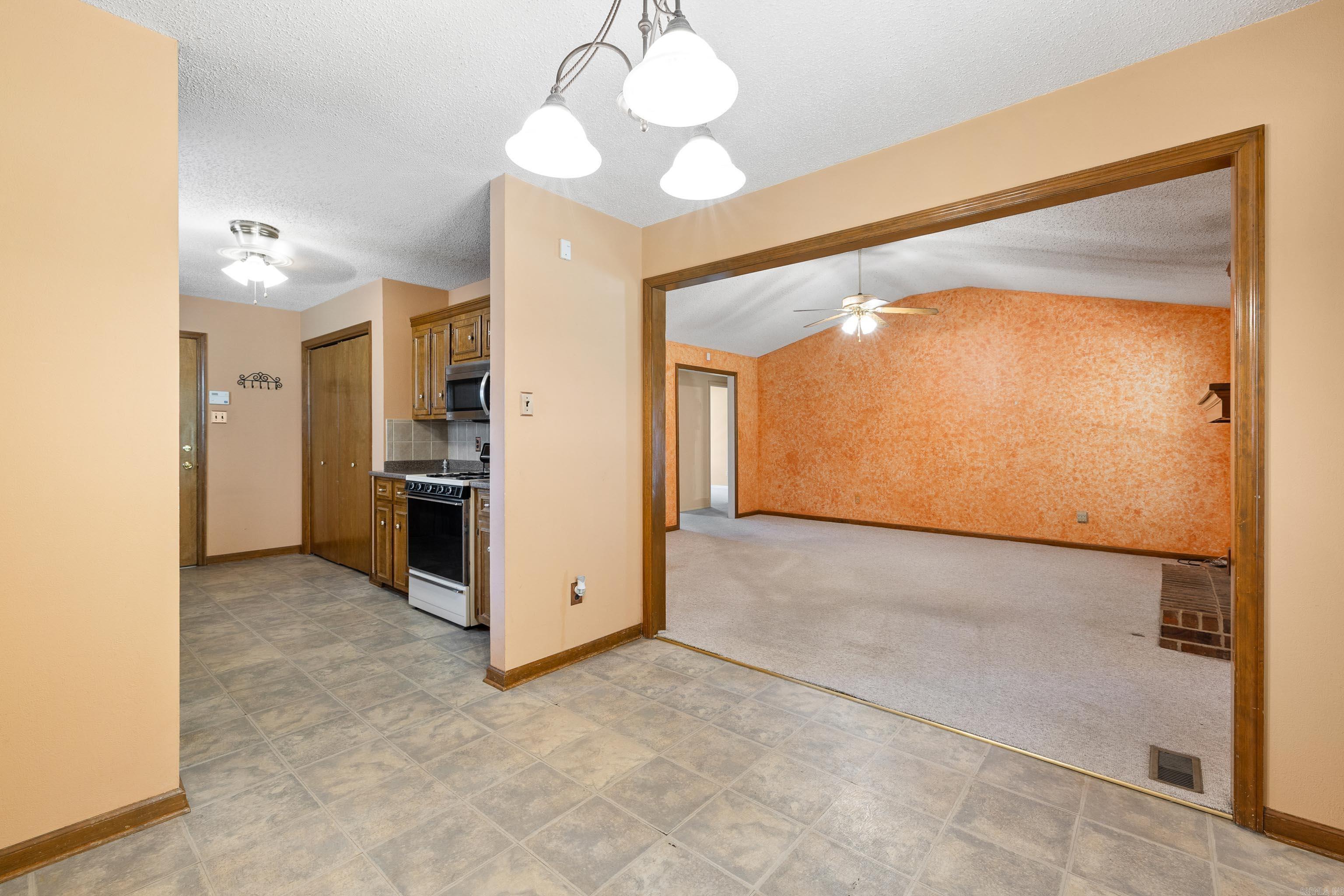 IRISH SPRING ESTATES - Residential