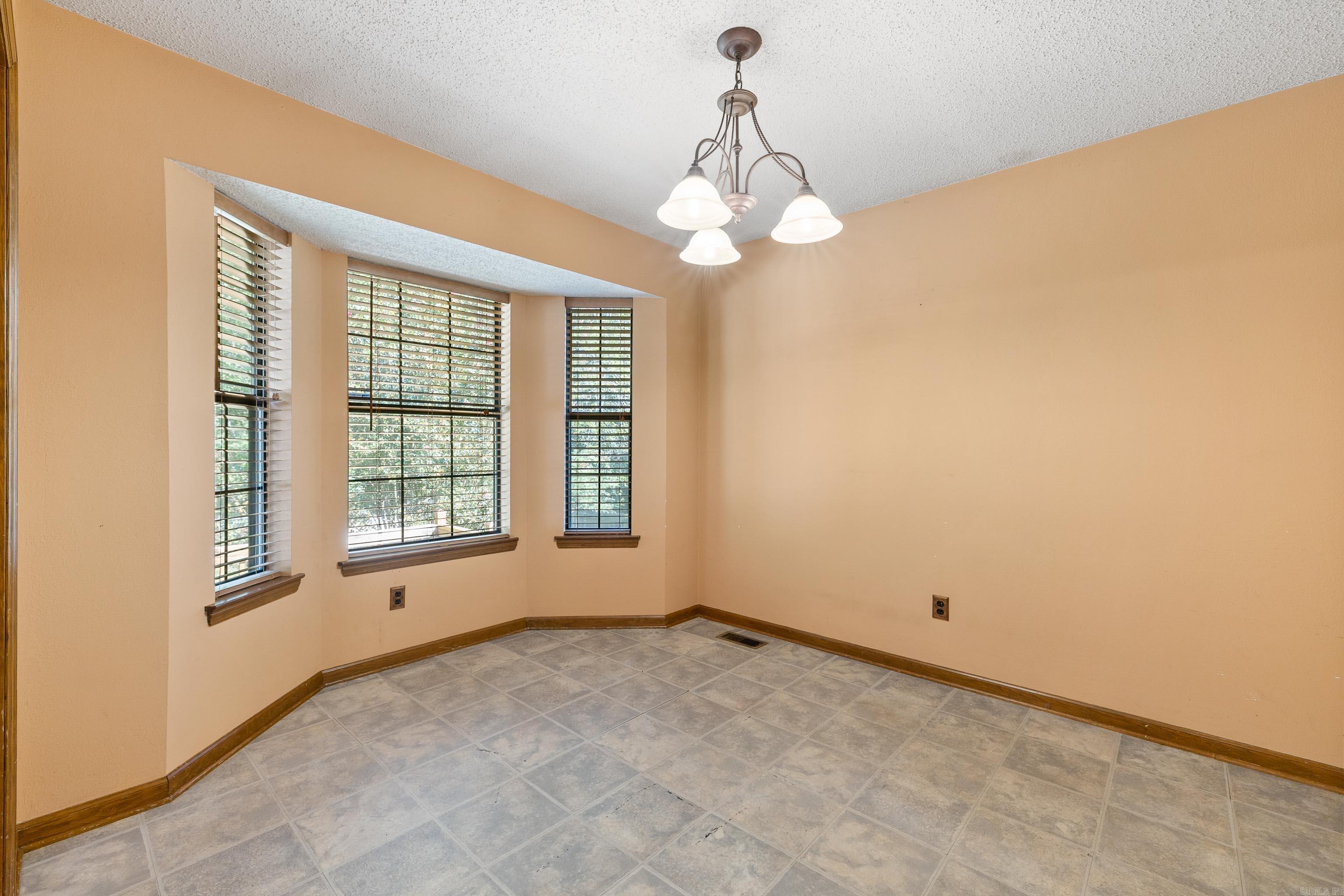 IRISH SPRING ESTATES - Residential