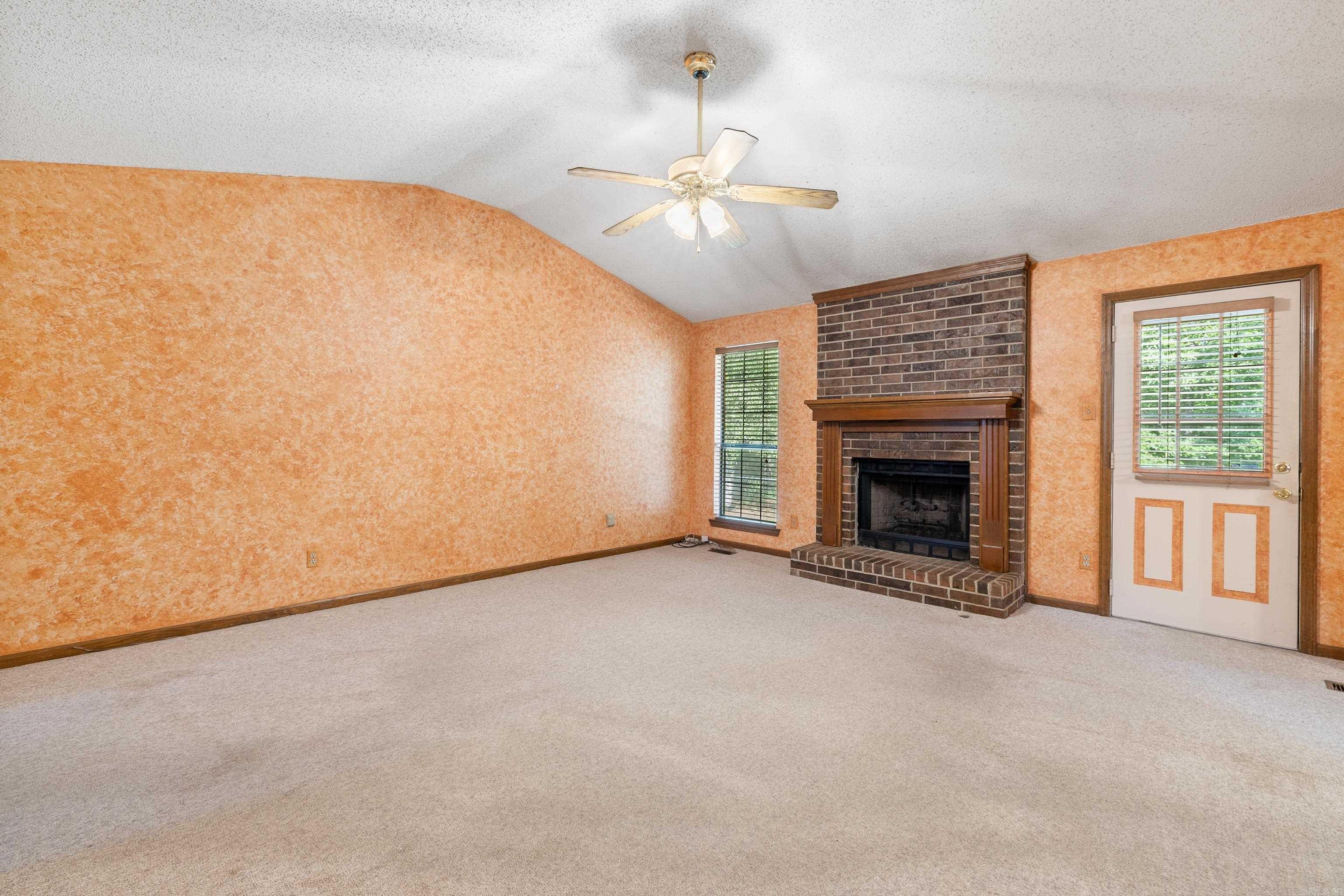 IRISH SPRING ESTATES - Residential