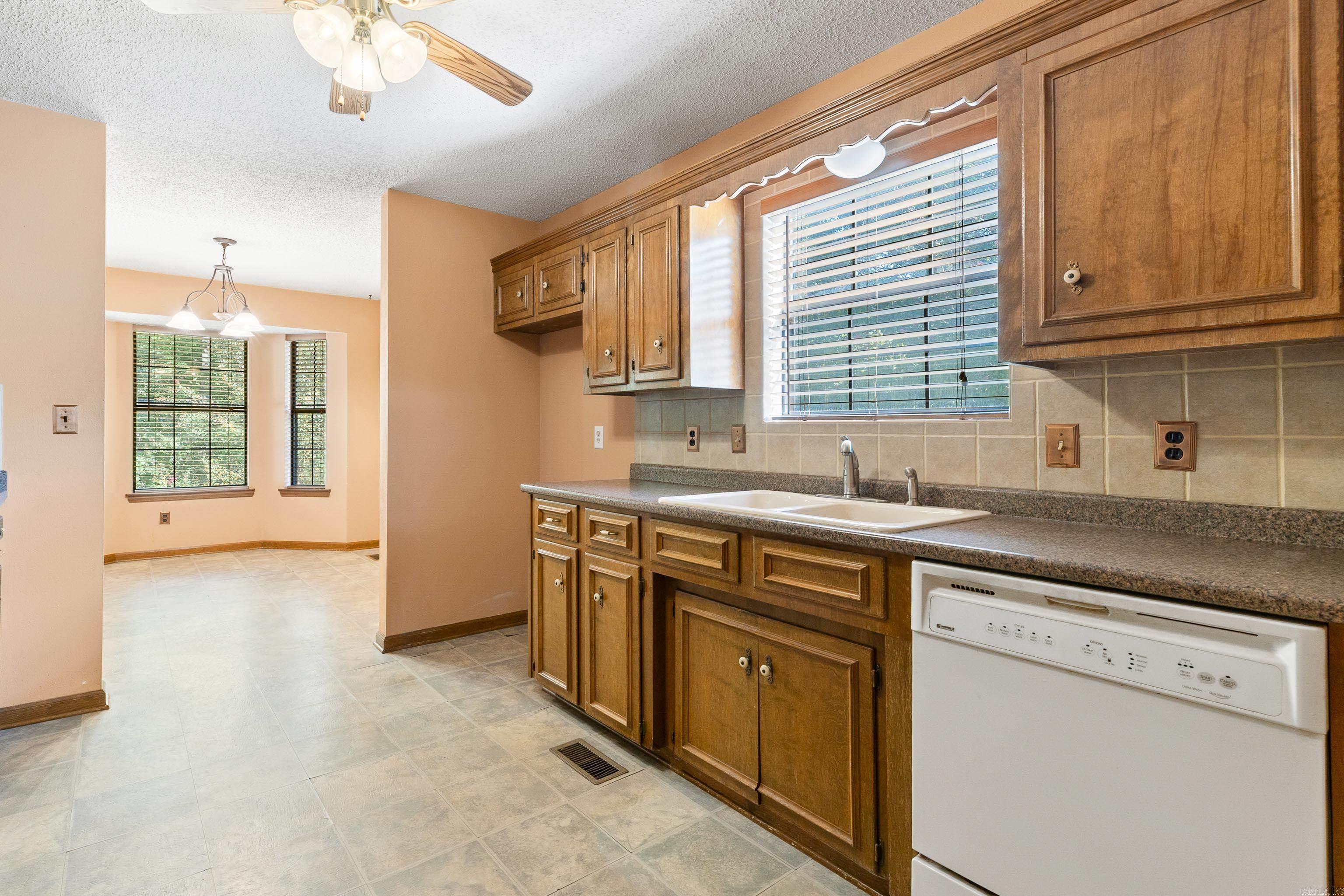 IRISH SPRING ESTATES - Residential