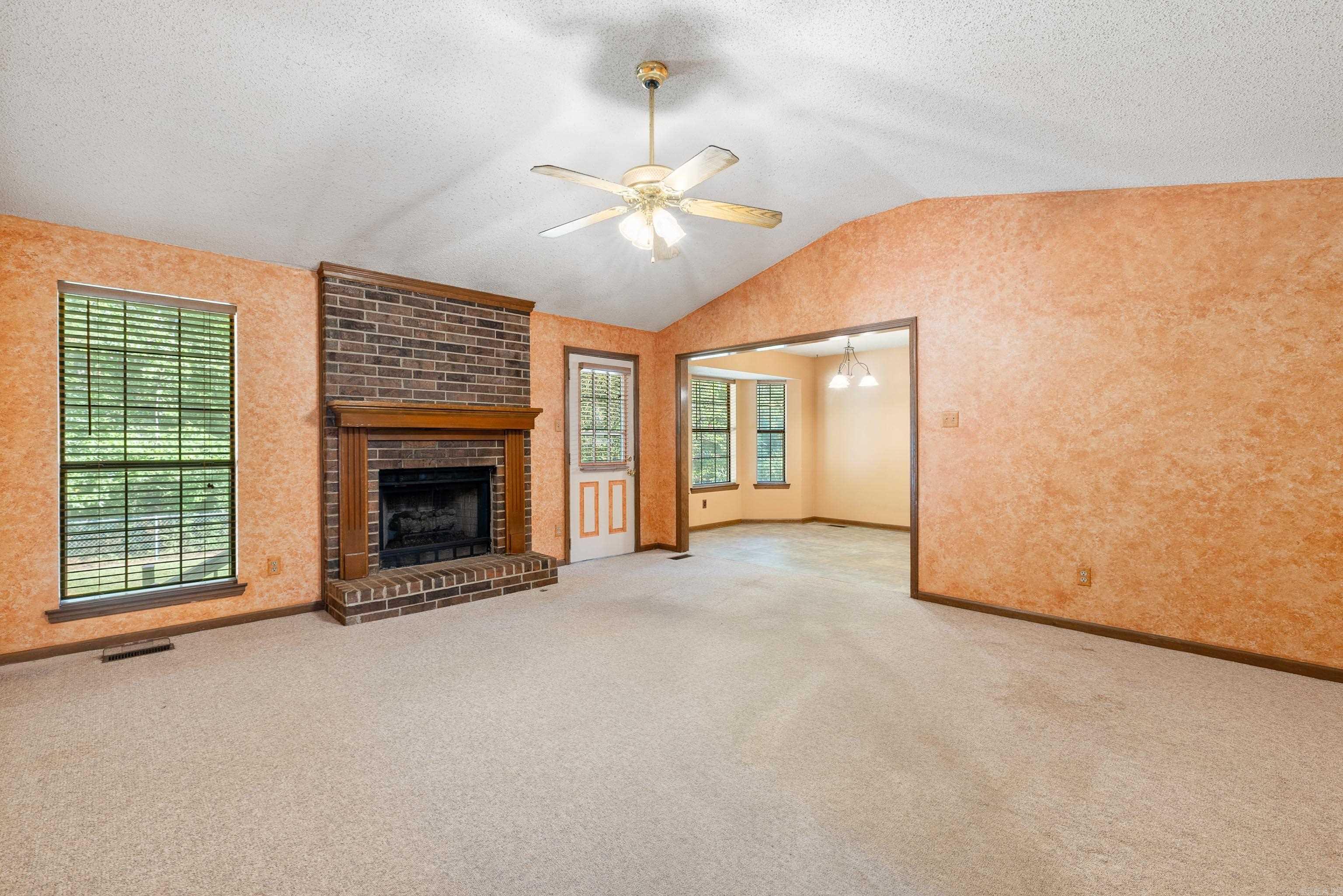 IRISH SPRING ESTATES - Residential