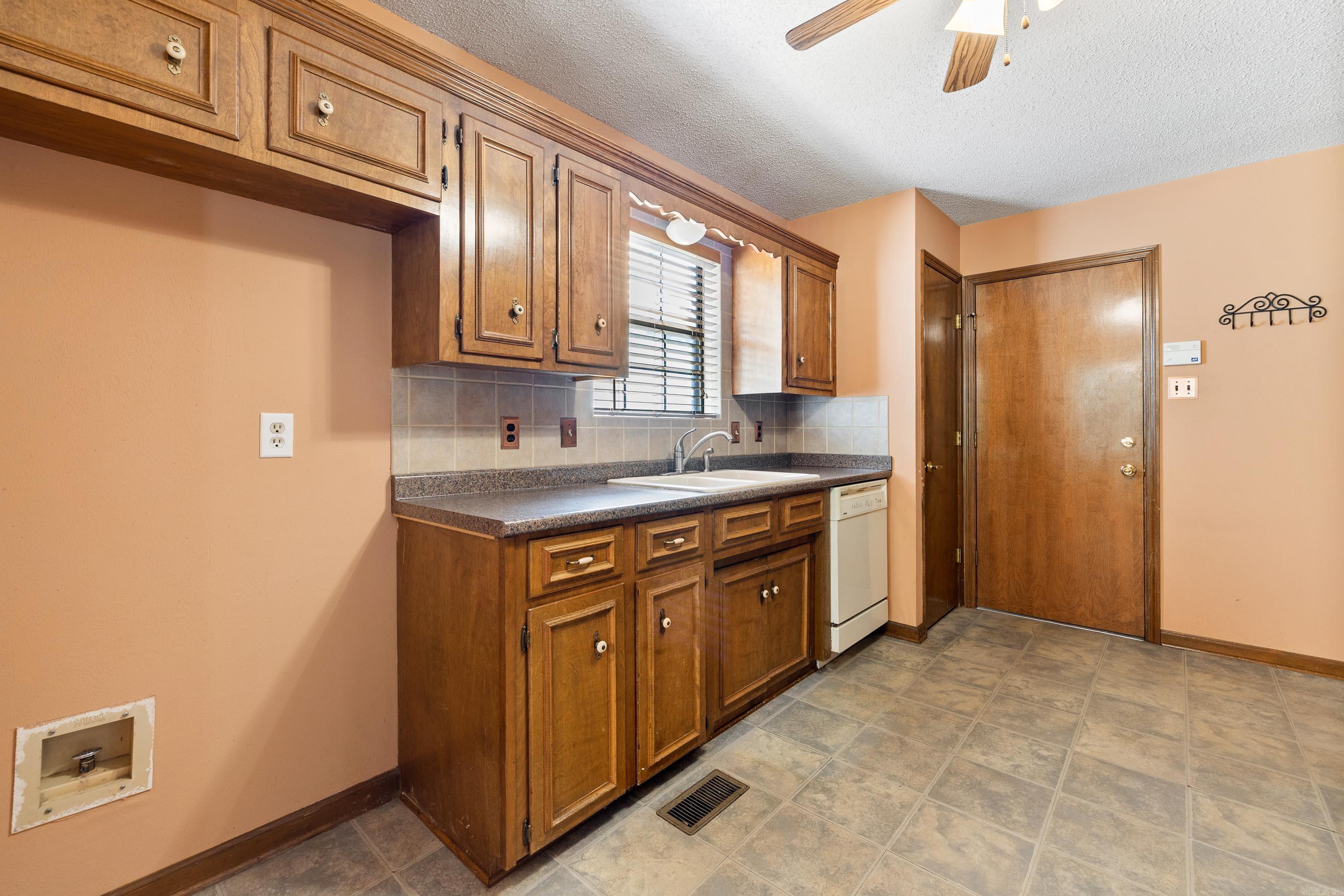 IRISH SPRING ESTATES - Residential