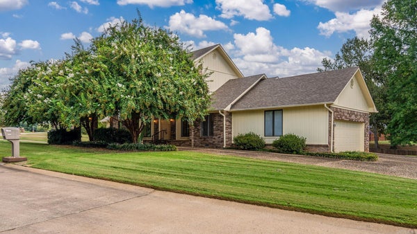 1501 QUAIL CREEK DR, CONWAY, AR 72032 - Image c4ac3e7e70c3f7fef30c30e5eadaf3eb/3885856255