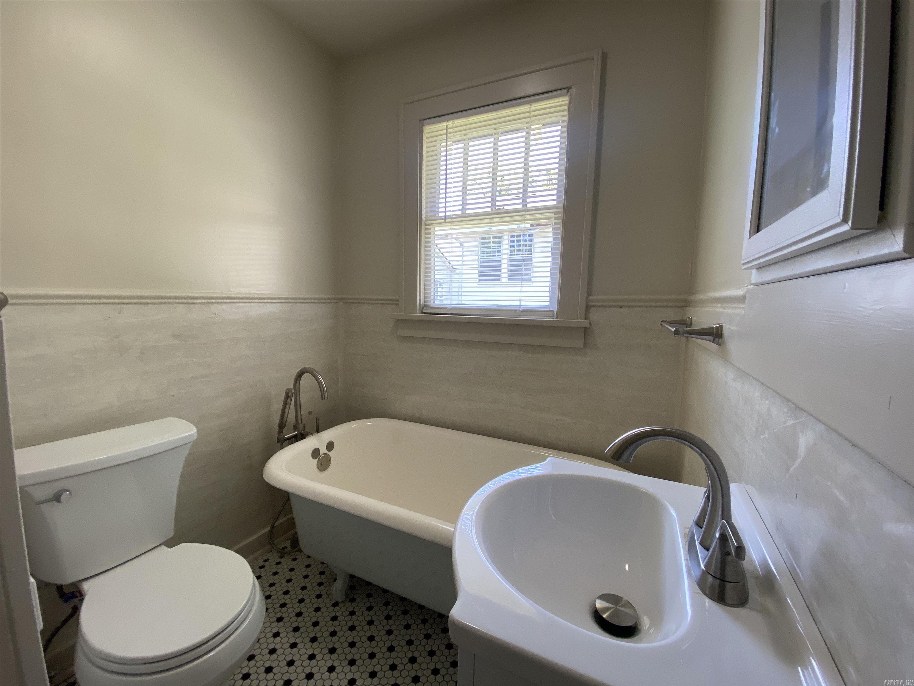 WORTHEN - Residential