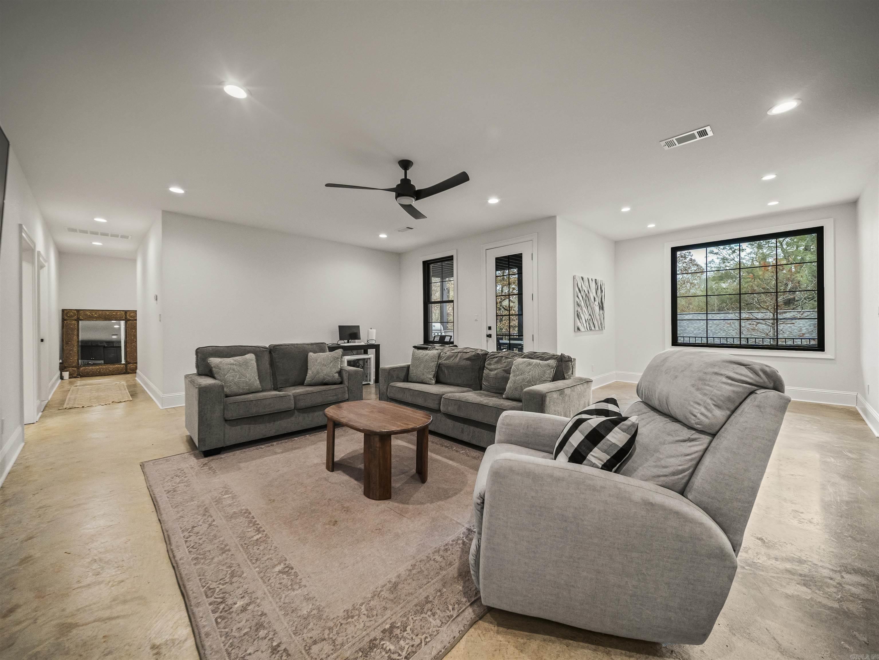 LOTUS VALLEY - Residential