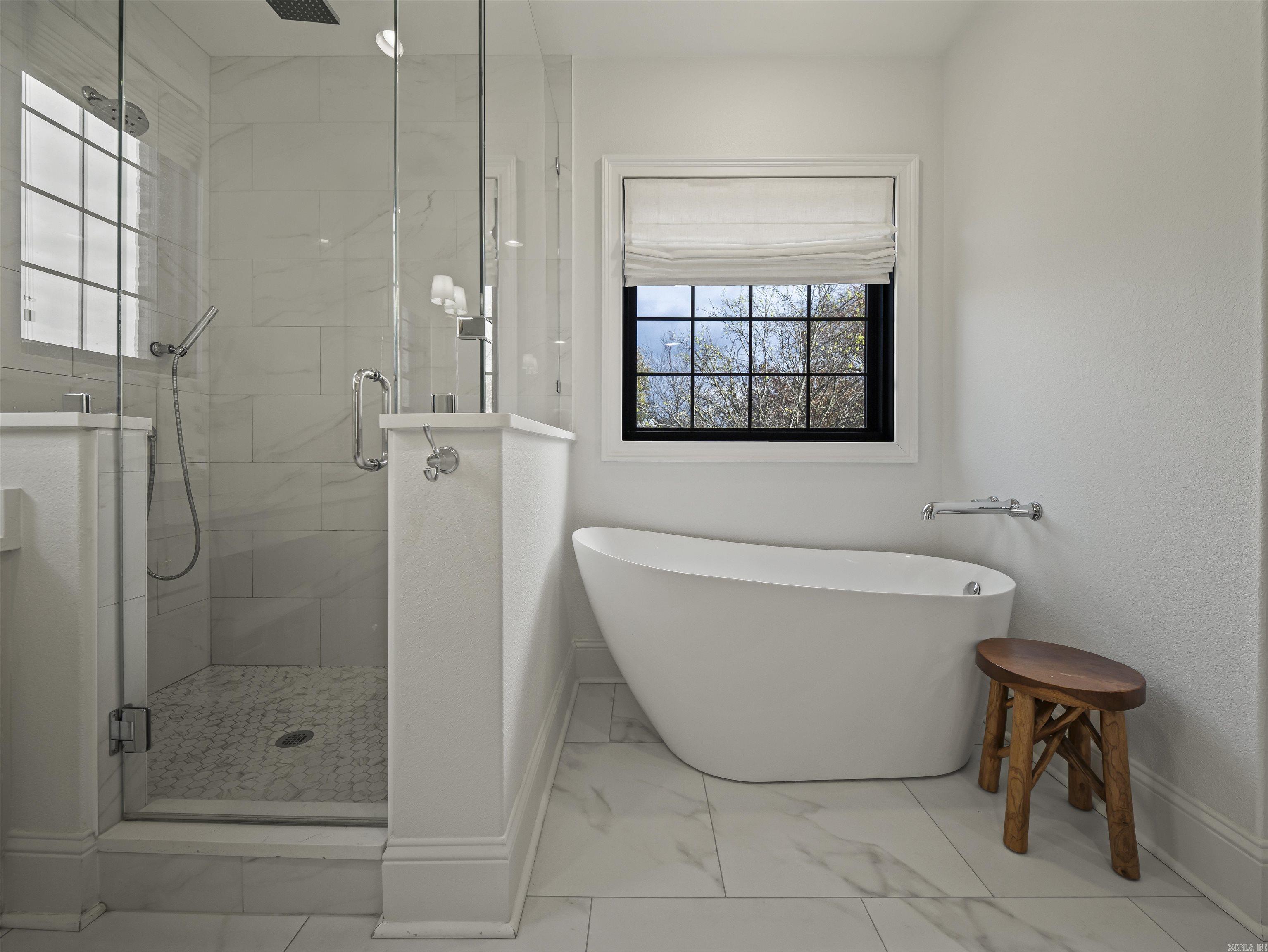 LOTUS VALLEY - Residential