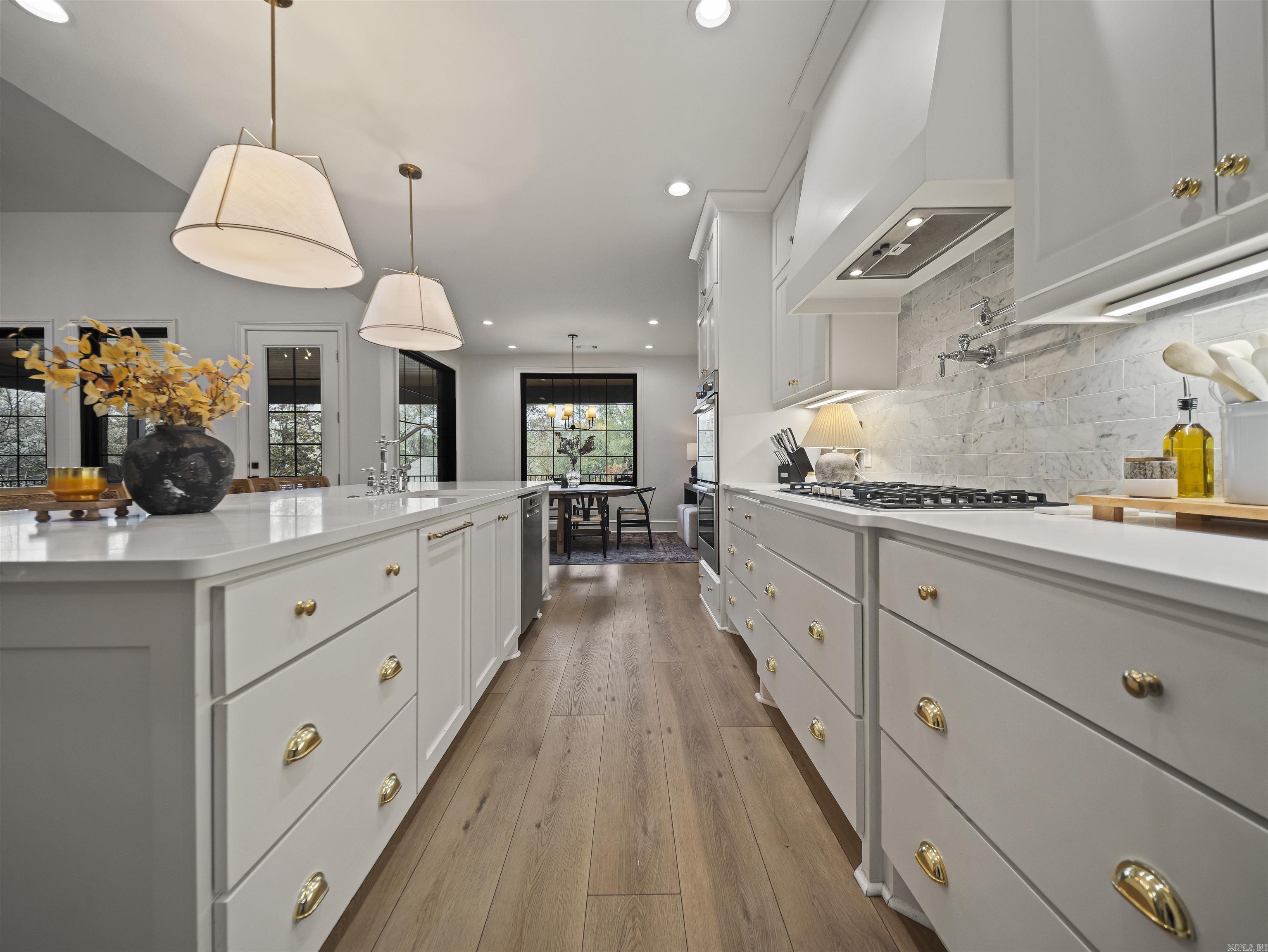 LOTUS VALLEY - Residential