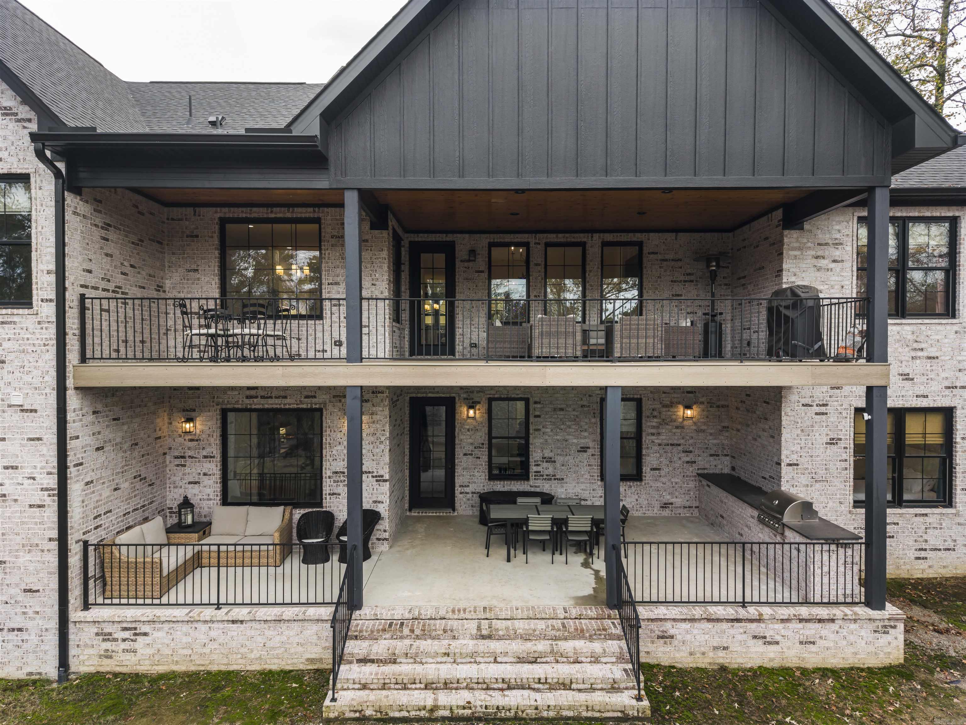 LOTUS VALLEY - Residential