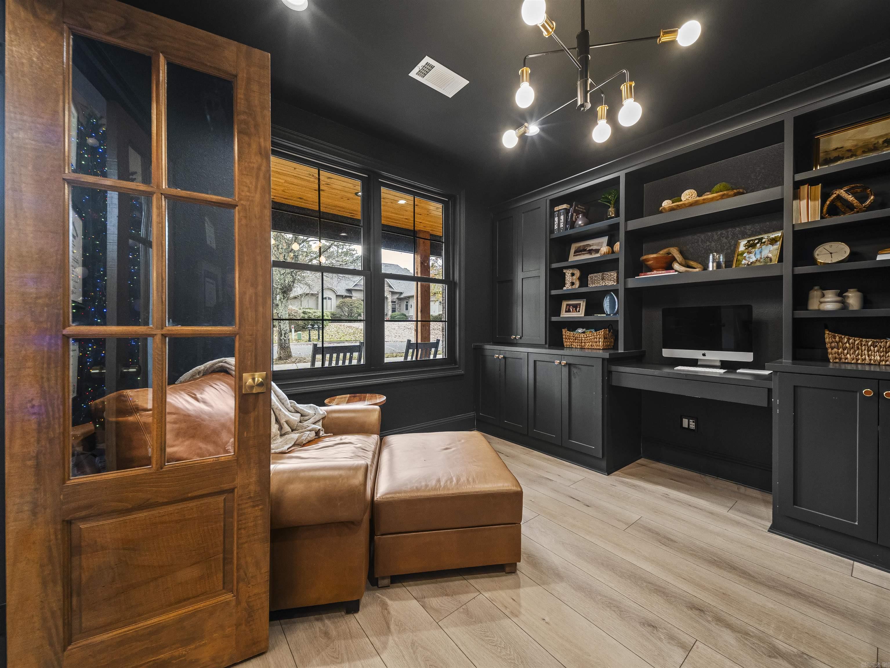 LOTUS VALLEY - Residential