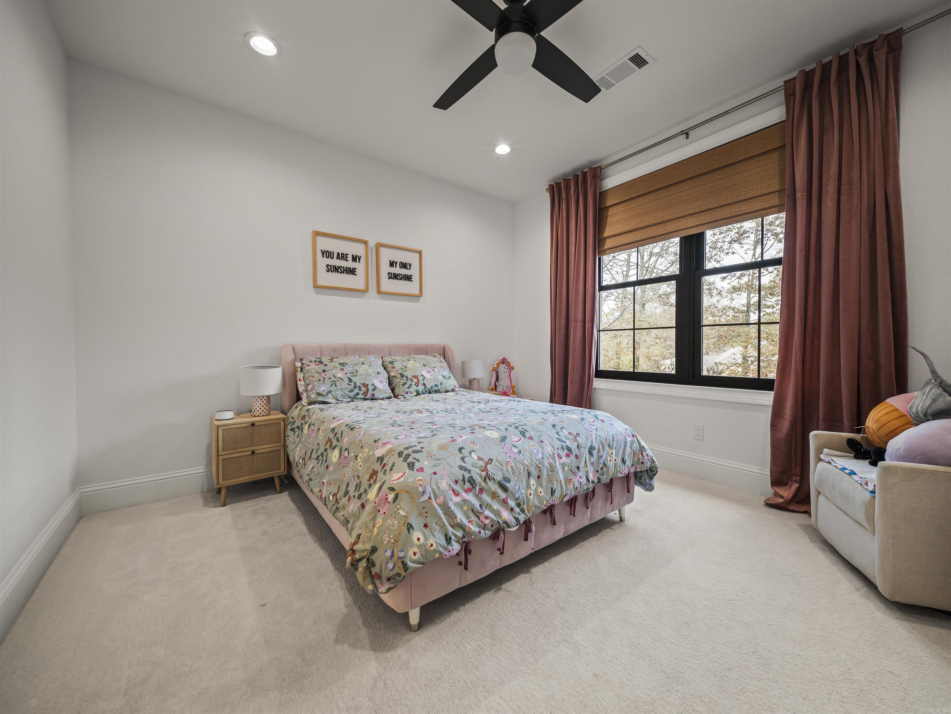 LOTUS VALLEY - Residential