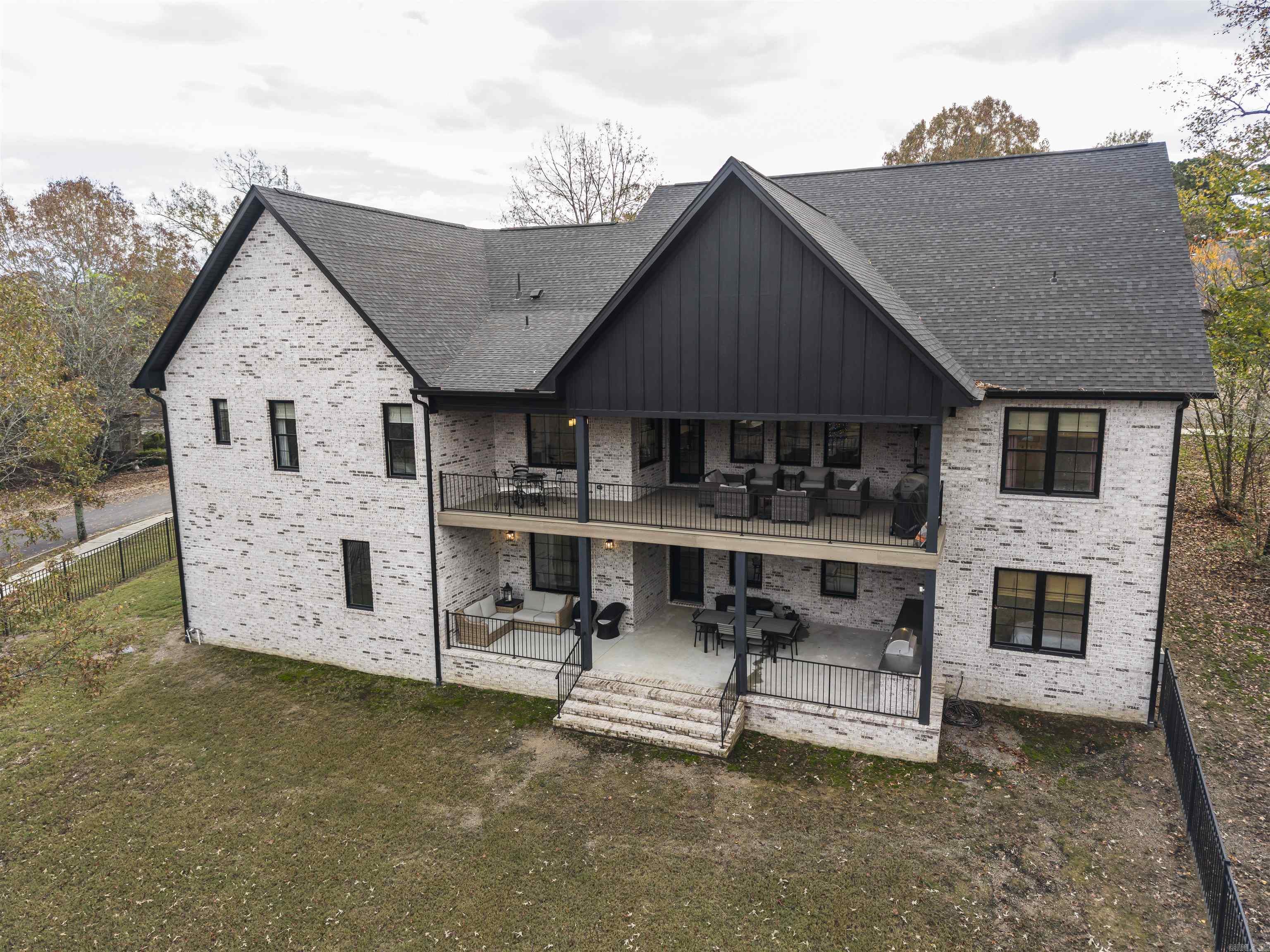 LOTUS VALLEY - Residential