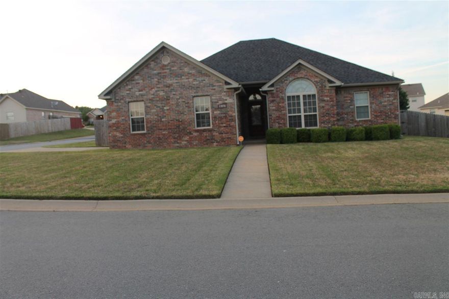 ONLY ONE OWNER AND HAS KEPT THE HOME IN WONDERFUL CONDITION...  OPEN FLOOR PLAN WITH VERY SPACIOUS ROOMS.  All interior walls are freshly painted, new carpet installed, gutter system, and a brand new stove/oven has been purchased.