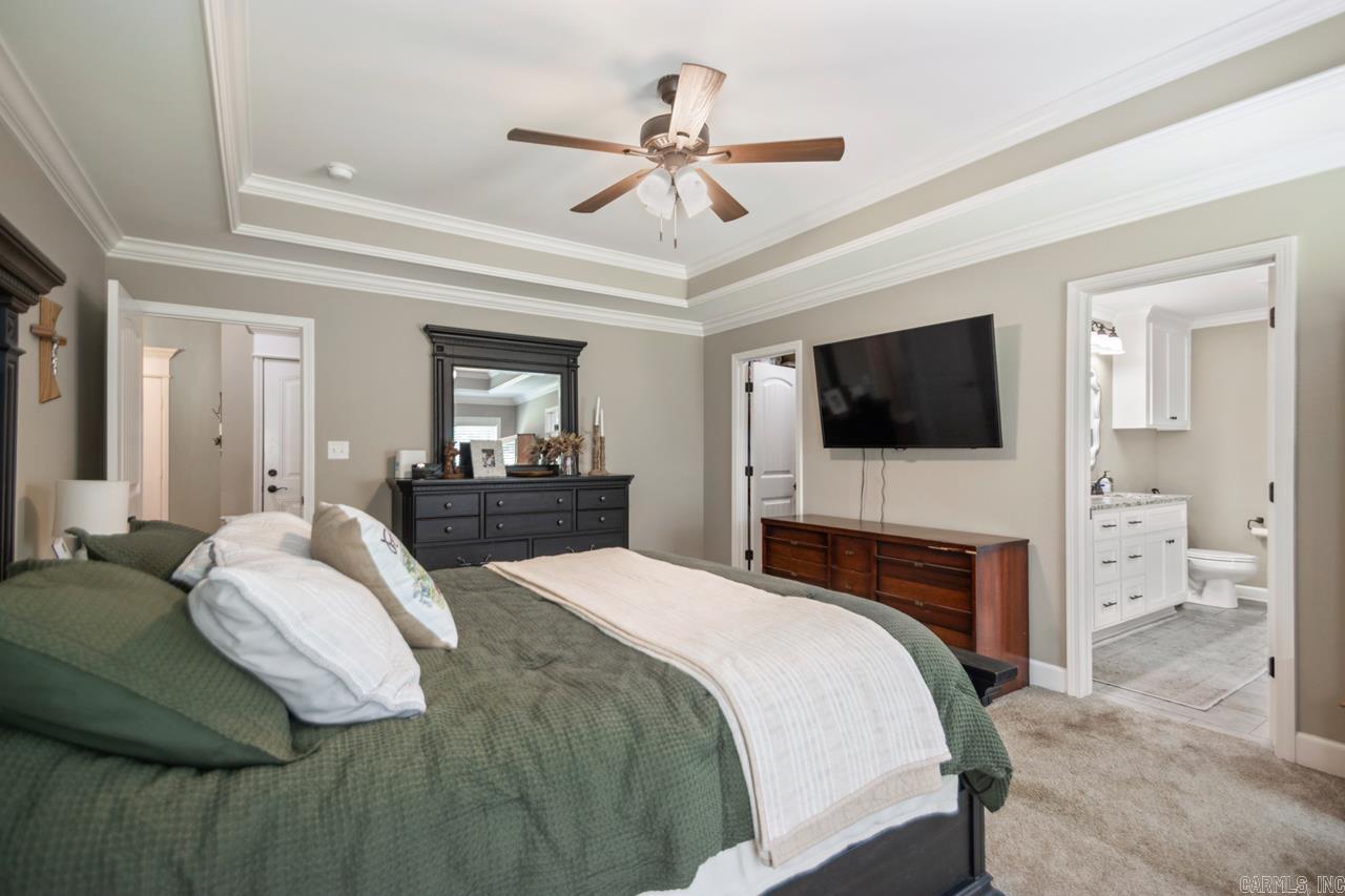 PINEWOOD ESTATES - Residential