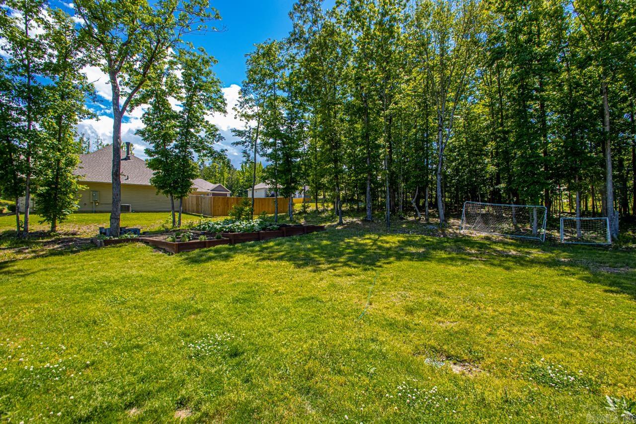 PINEWOOD ESTATES - Residential