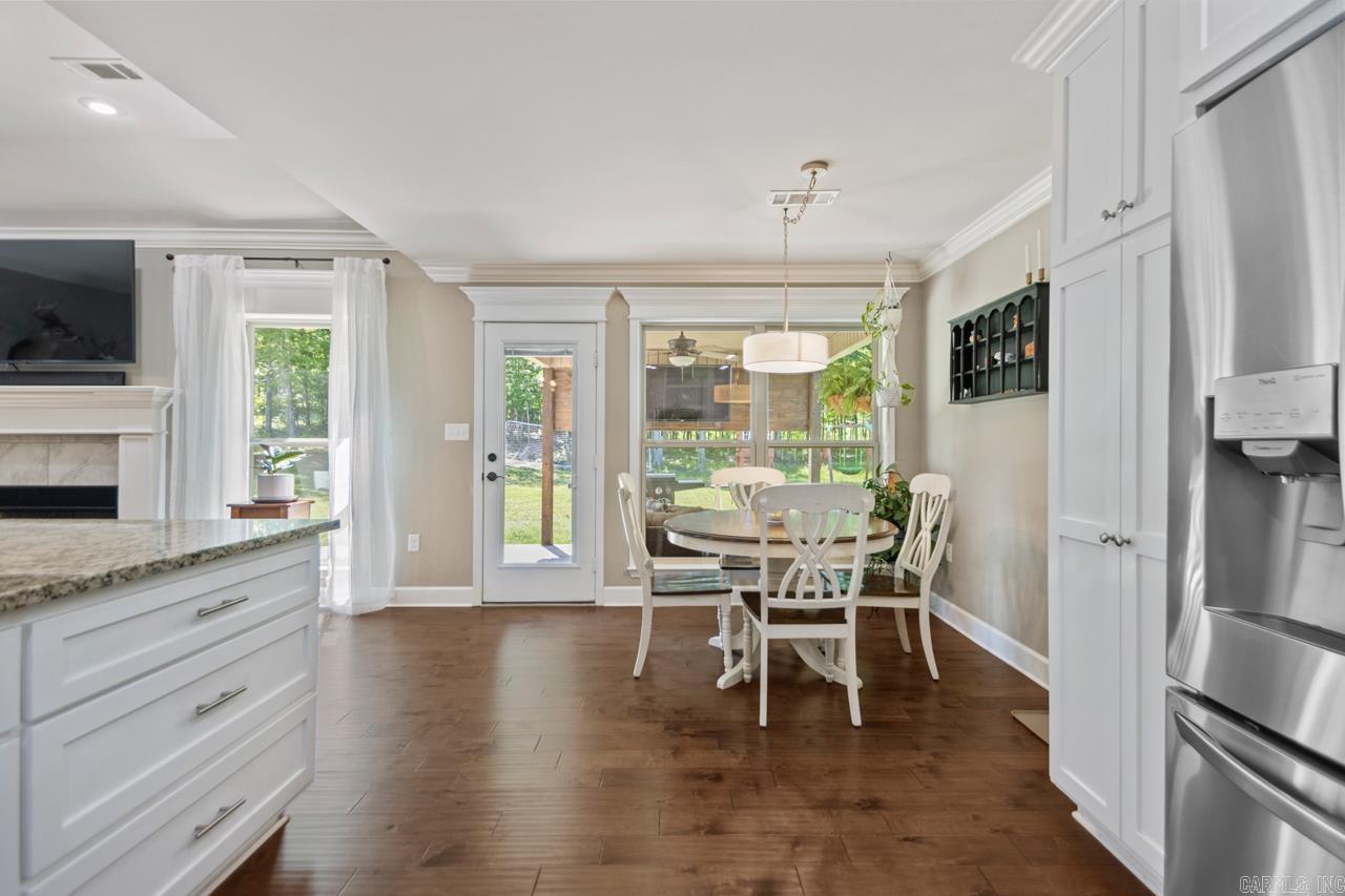 PINEWOOD ESTATES - Residential