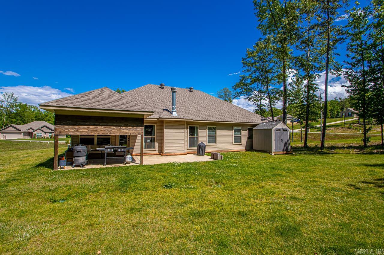 PINEWOOD ESTATES - Residential