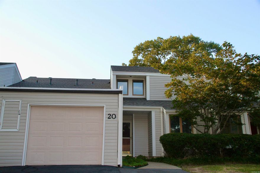 Golf Course view- You don't want to miss out on this three bedroom condo located on the #1 tee box of the Maumelle Country Club golf course and in the heart of Maumelle.Enjoy the quiet living, private pool and the low maintenance. Primary bedroom is downstairs with the other two rooms upstairs including extra space/loft that can be a sitting room or office. Open dining and living room floor plan to give you plenty of room to relax and enjoy the outside view. New Roof- 2023. Book your showing today. See agents remarks