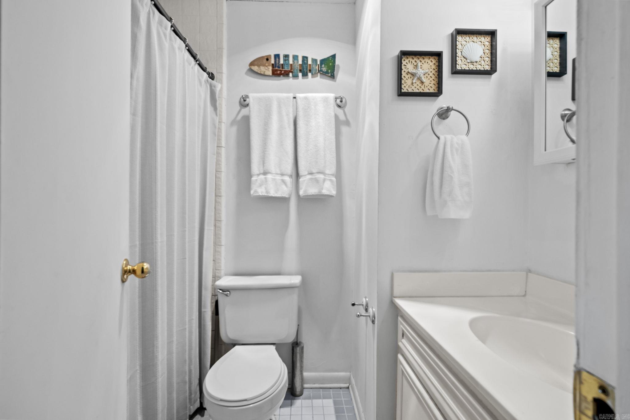 North Hills Manor - Residential