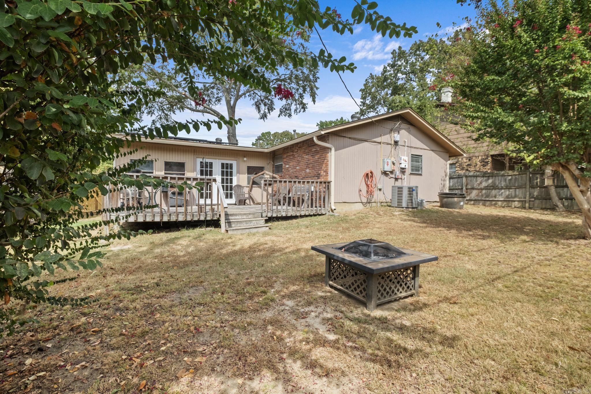 North Hills Manor - Residential