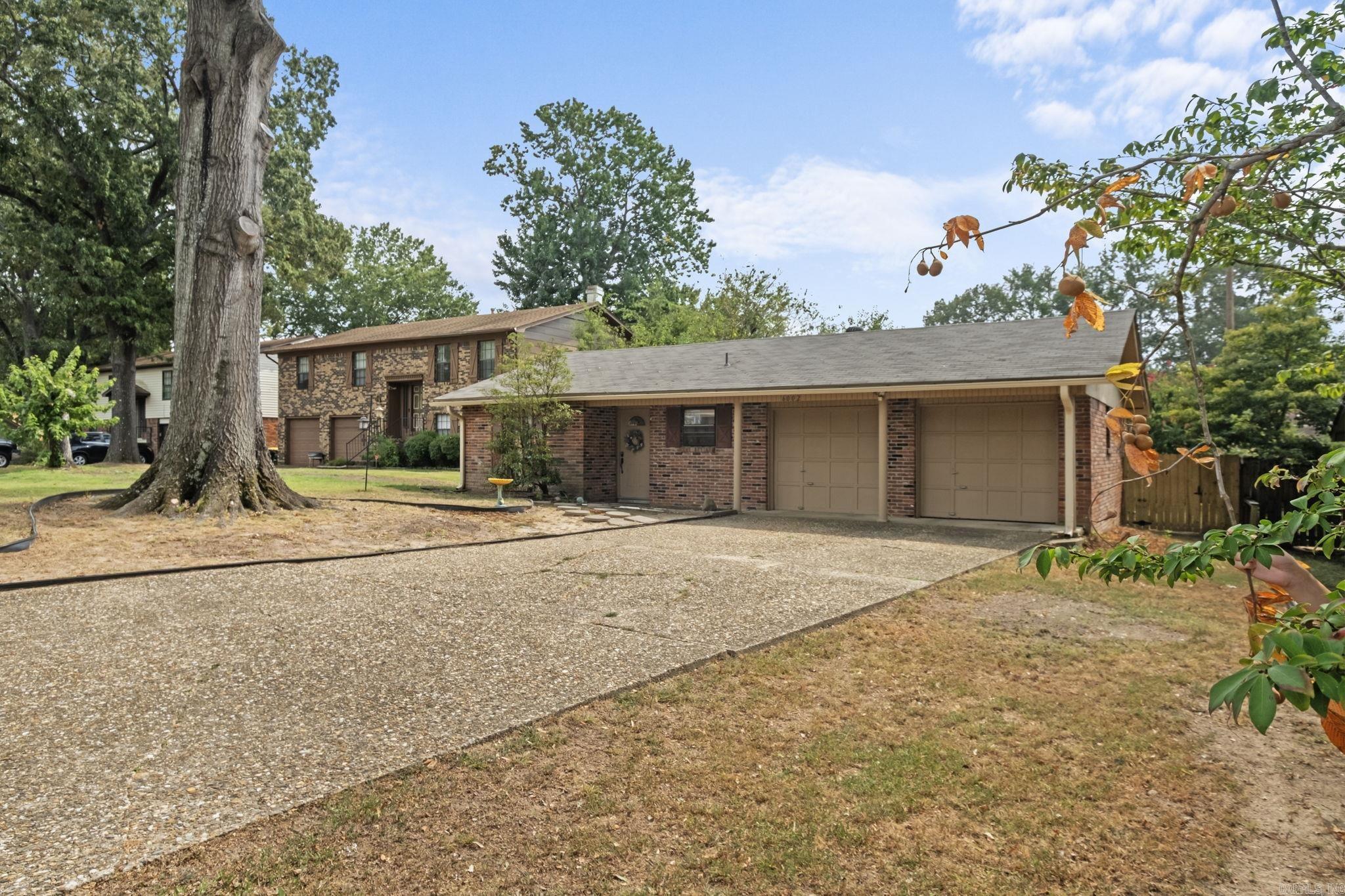 North Hills Manor - Residential