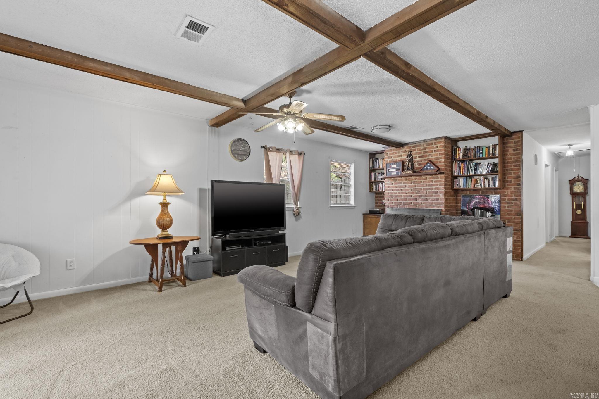 North Hills Manor - Residential