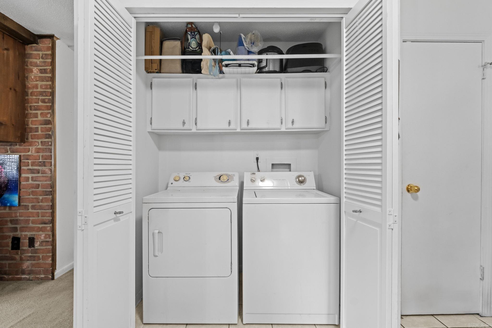 North Hills Manor - Residential