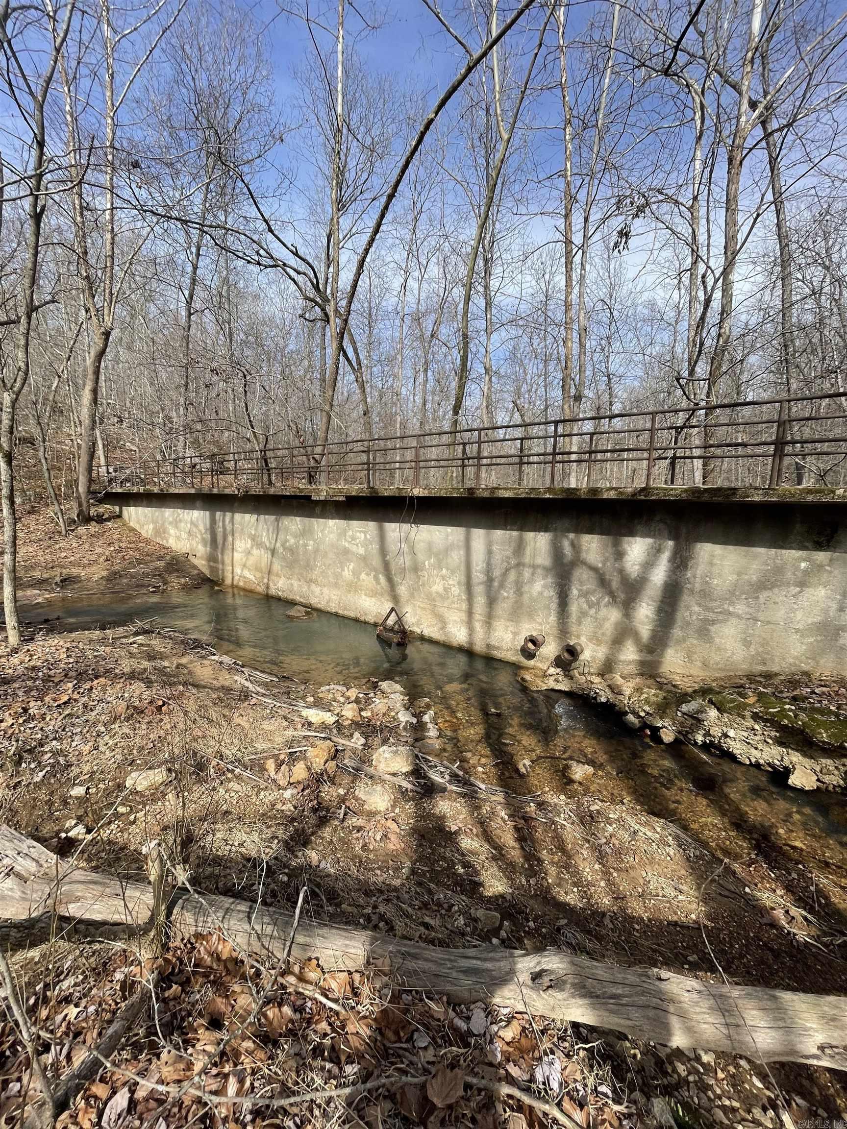 Metes & Bounds - Land