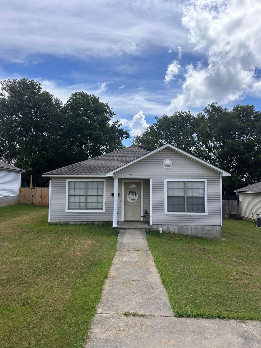 Discover the perfect blend of comfort and convenience in this inviting 3-bedroom, 2-bathroom home nestled in the heart of Benton. With a fully fenced yard and 1125 square feet of living space, this residence offers a cozy retreat in a desirable location. Outside, the fully fenced yard provides privacy and security, ideal for pets and outdoor gatherings. This home is in the heart of Benton, you're just moments away from the best eateries, shopping destinations, and local attractions. Whether you're exploring nearby parks or dining at the latest hotspots This would also be a good rental opportunity!  Call today for a showing!  *********Inside pictures scheduled for next week!****************