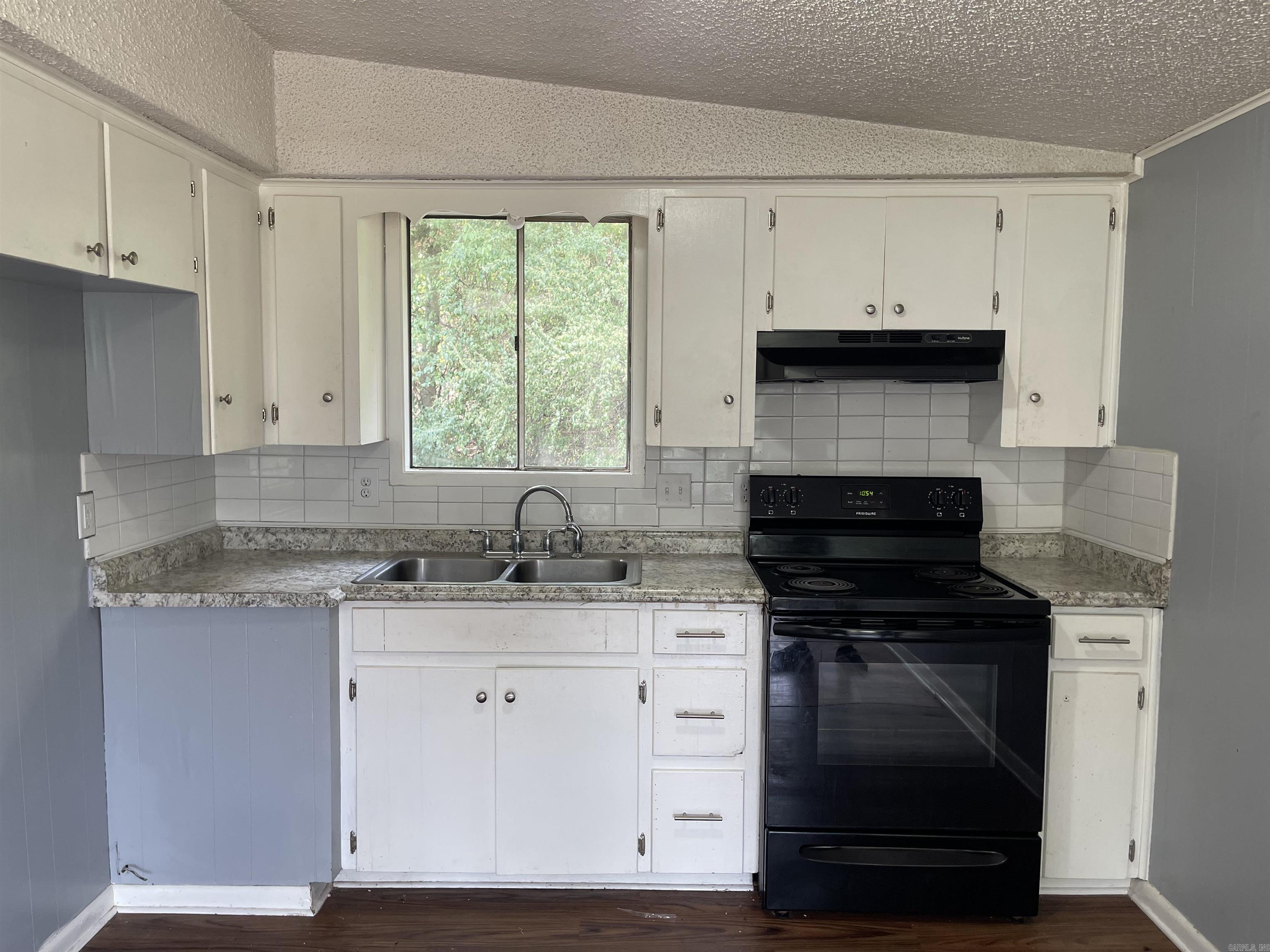 High Sierra - Residential Lease