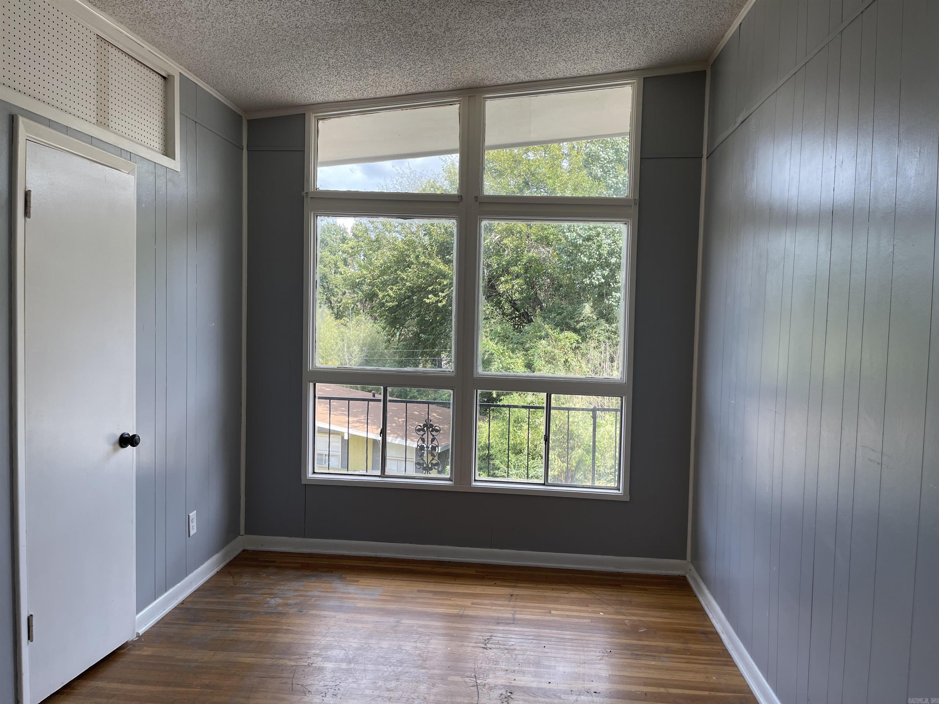 High Sierra - Residential Lease