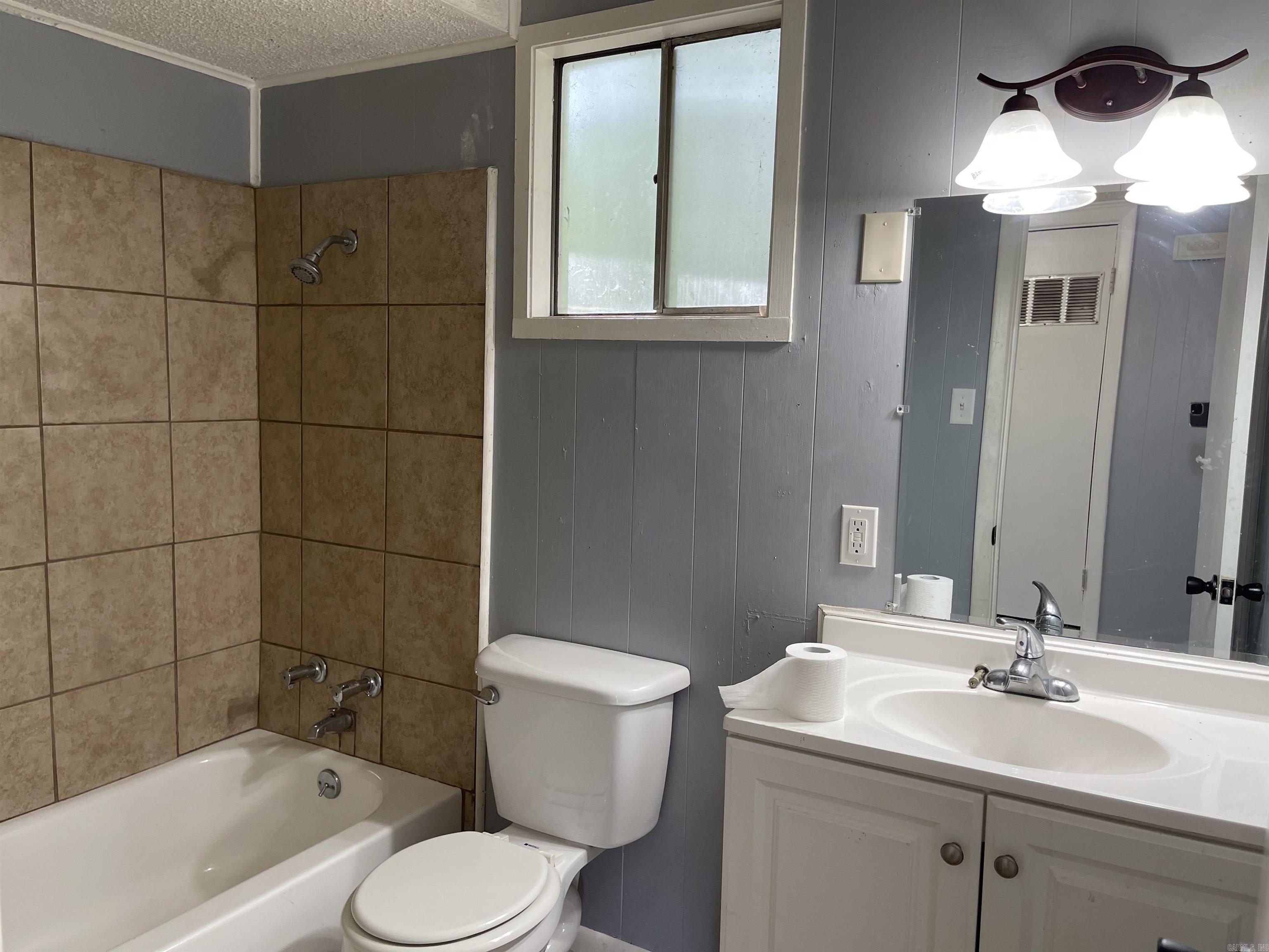 High Sierra - Residential Lease