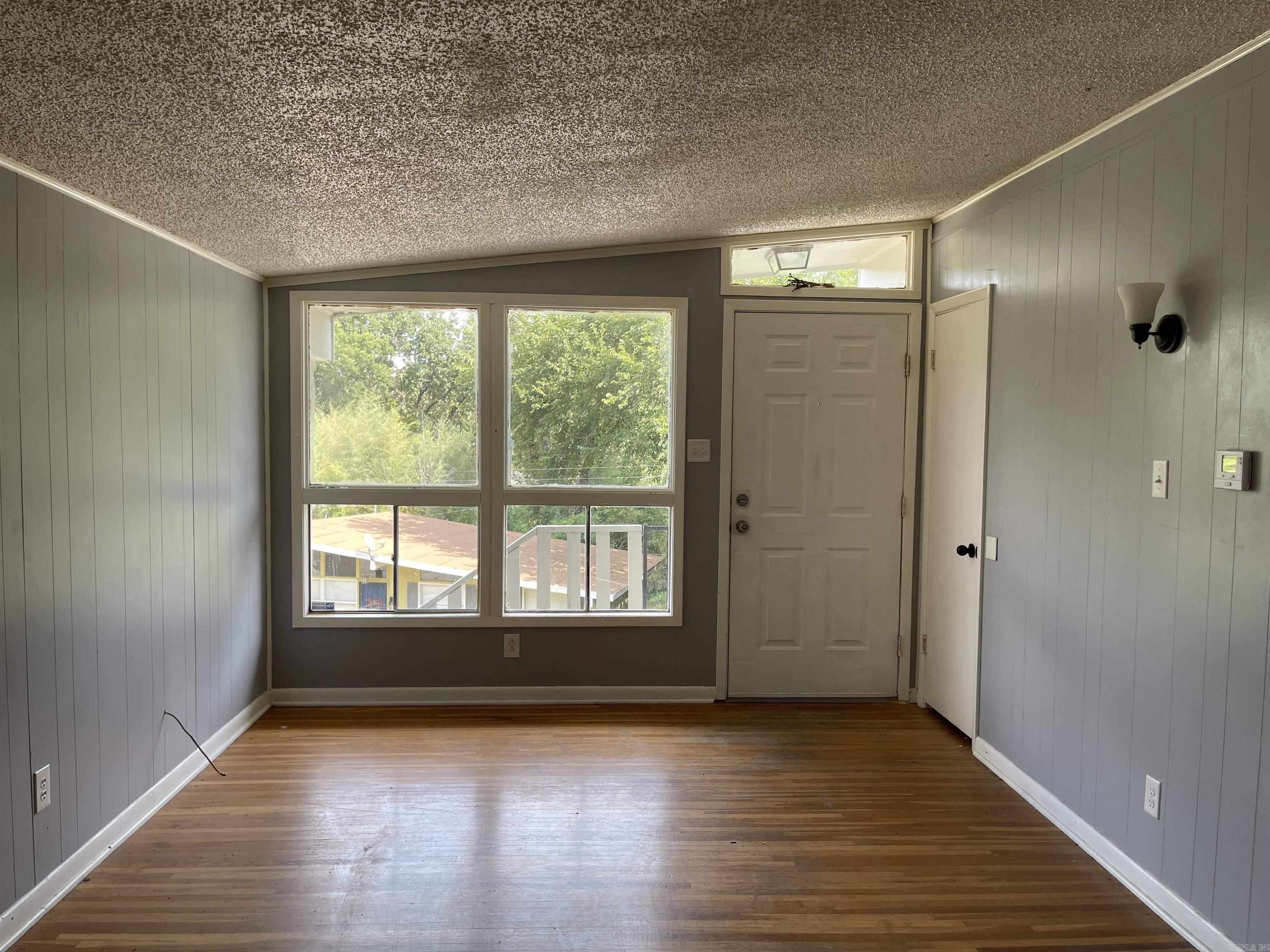 High Sierra - Residential Lease