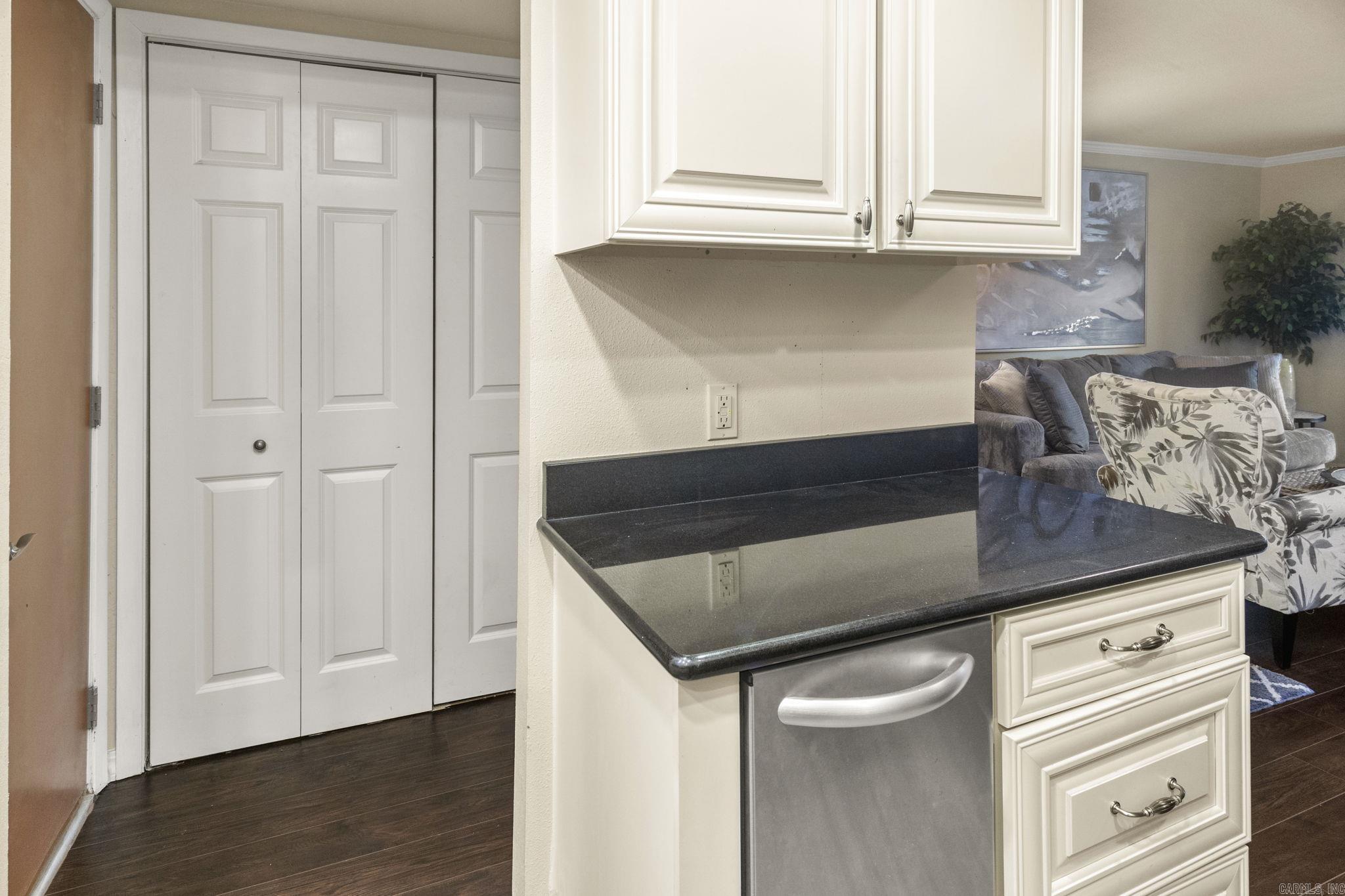 SUNSET COVE HPR - Residential