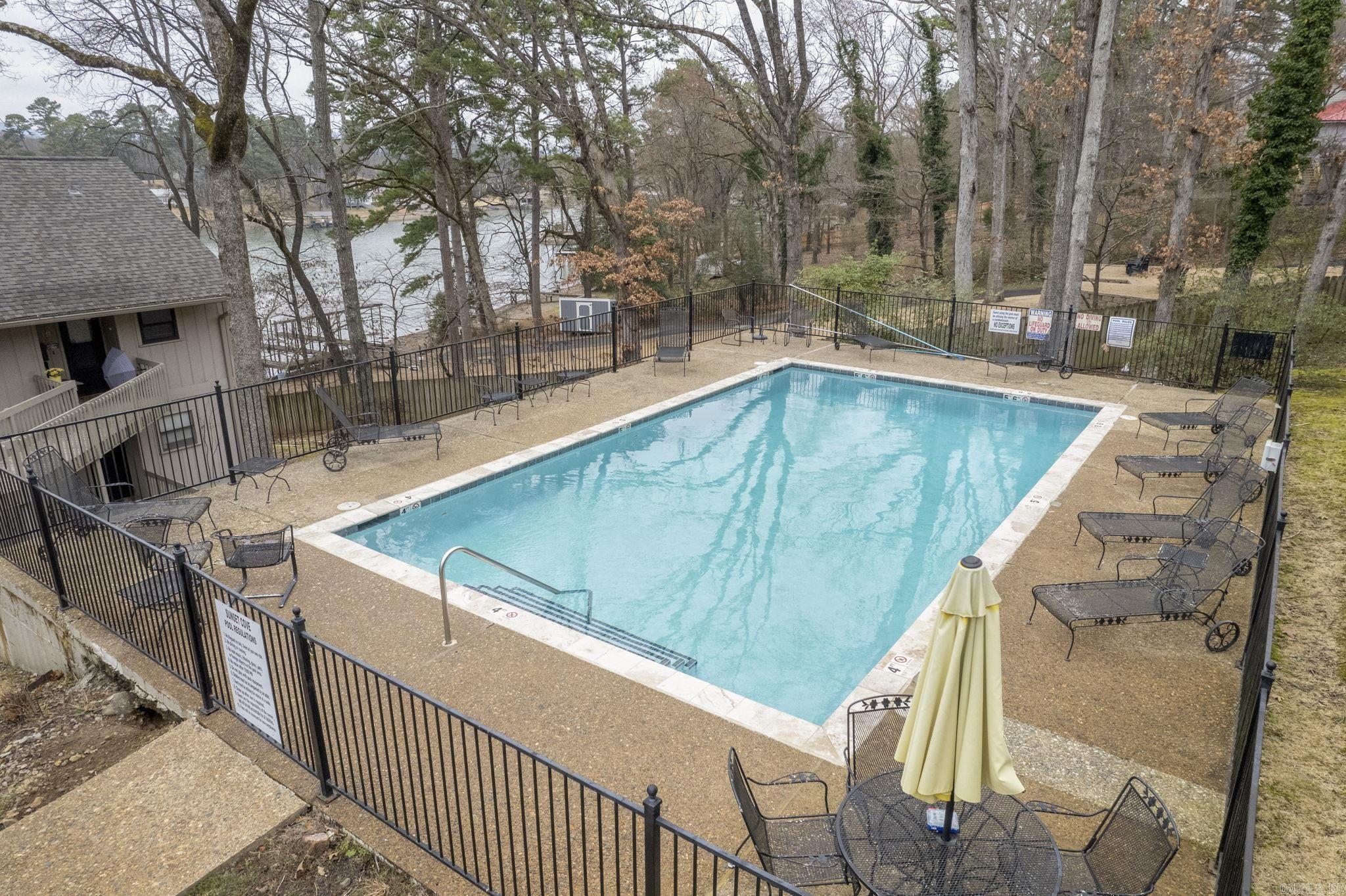 SUNSET COVE HPR - Residential