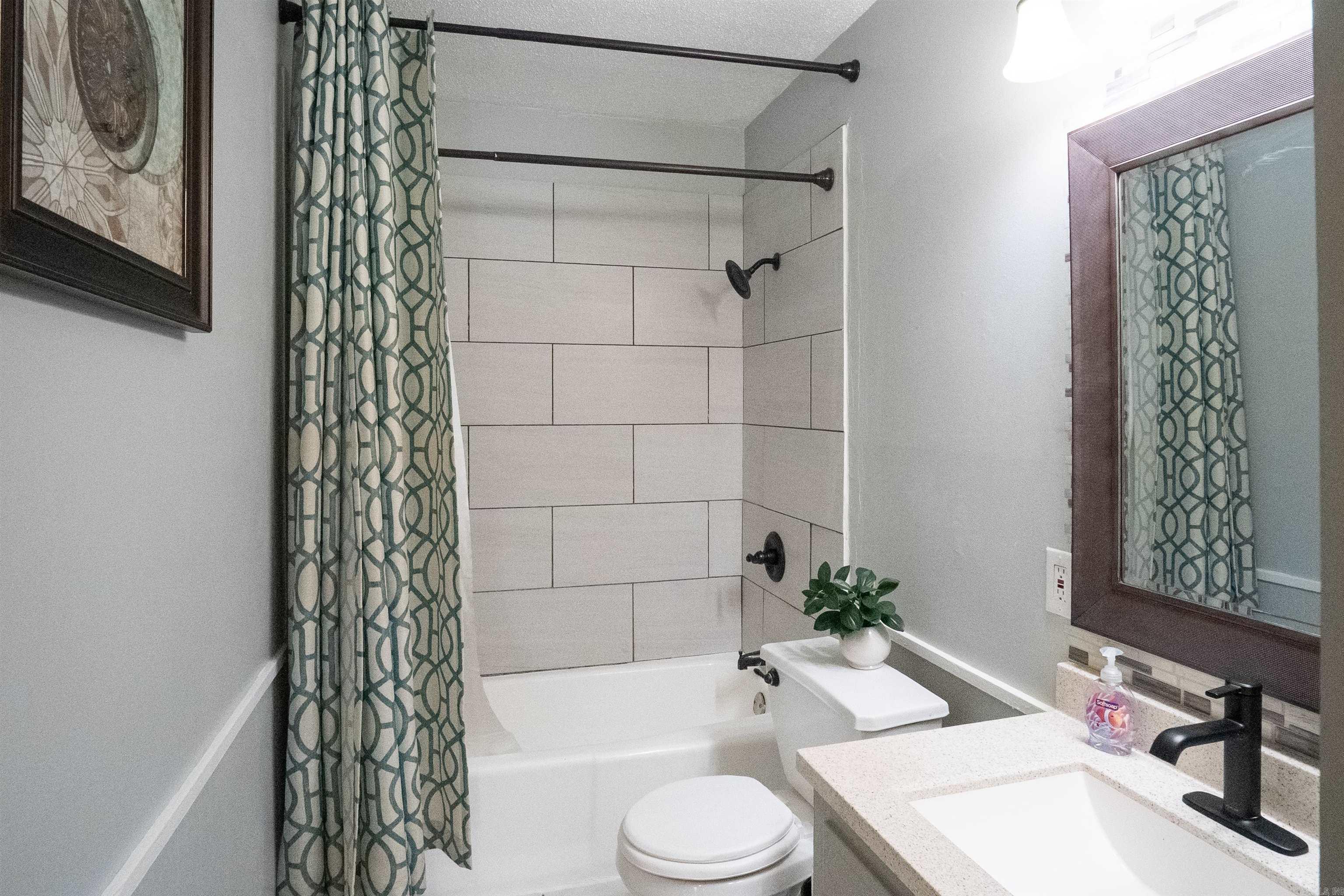 Jefferson Heights South Unit #3 - Residential