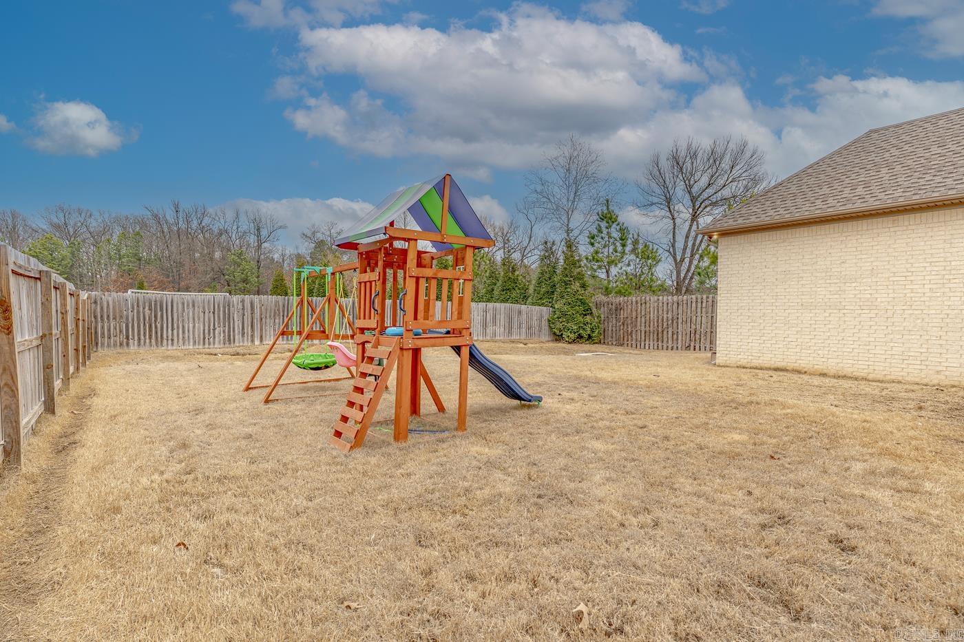 VALLEY VIEW MANOR - Residential