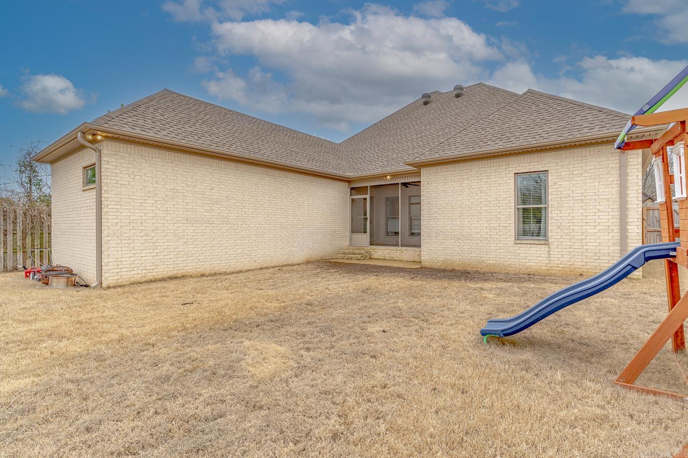 VALLEY VIEW MANOR - Residential