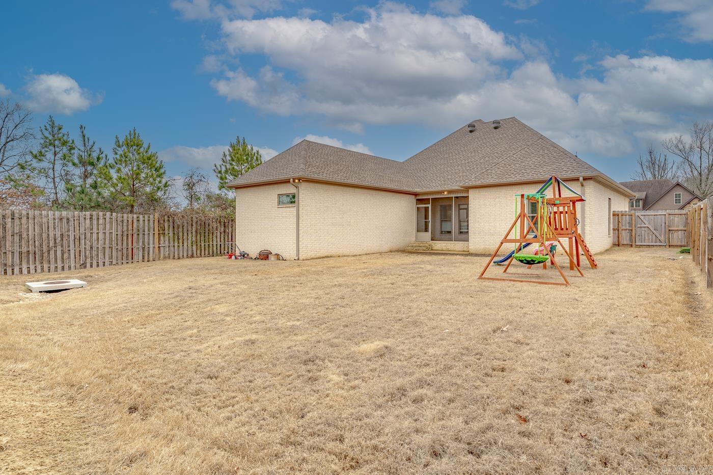 VALLEY VIEW MANOR - Residential