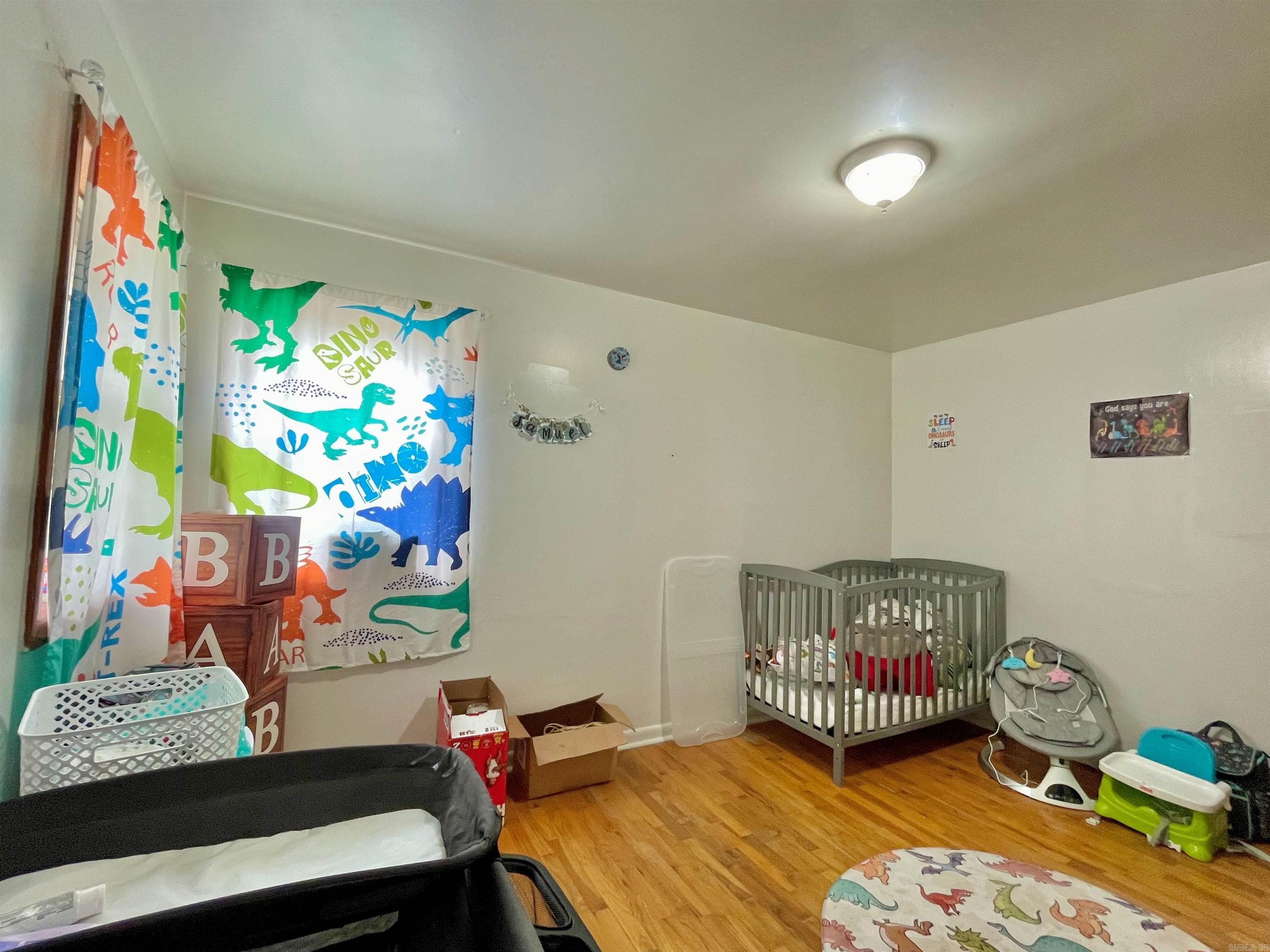 Holts 1st - Residential