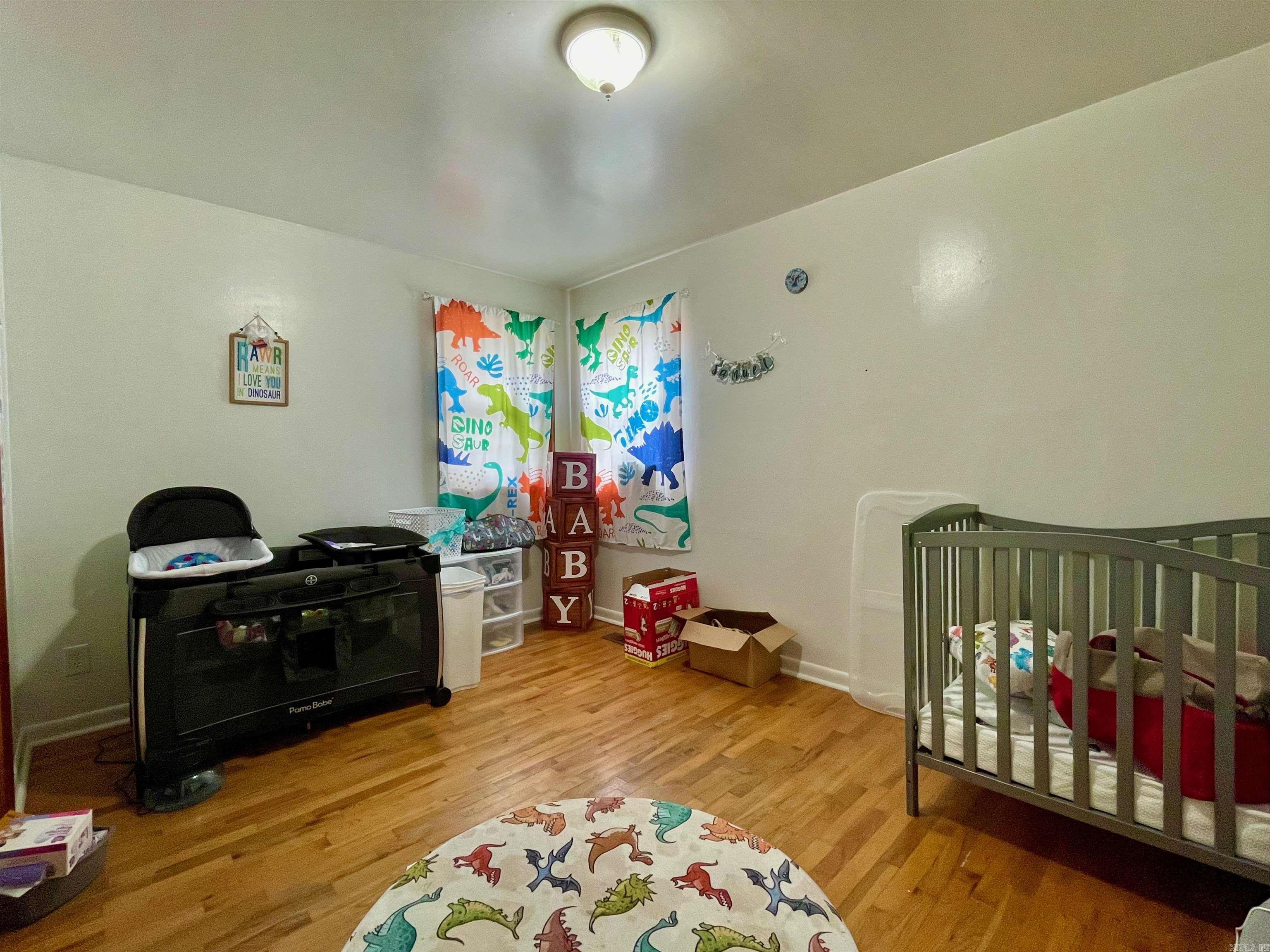 Holts 1st - Residential