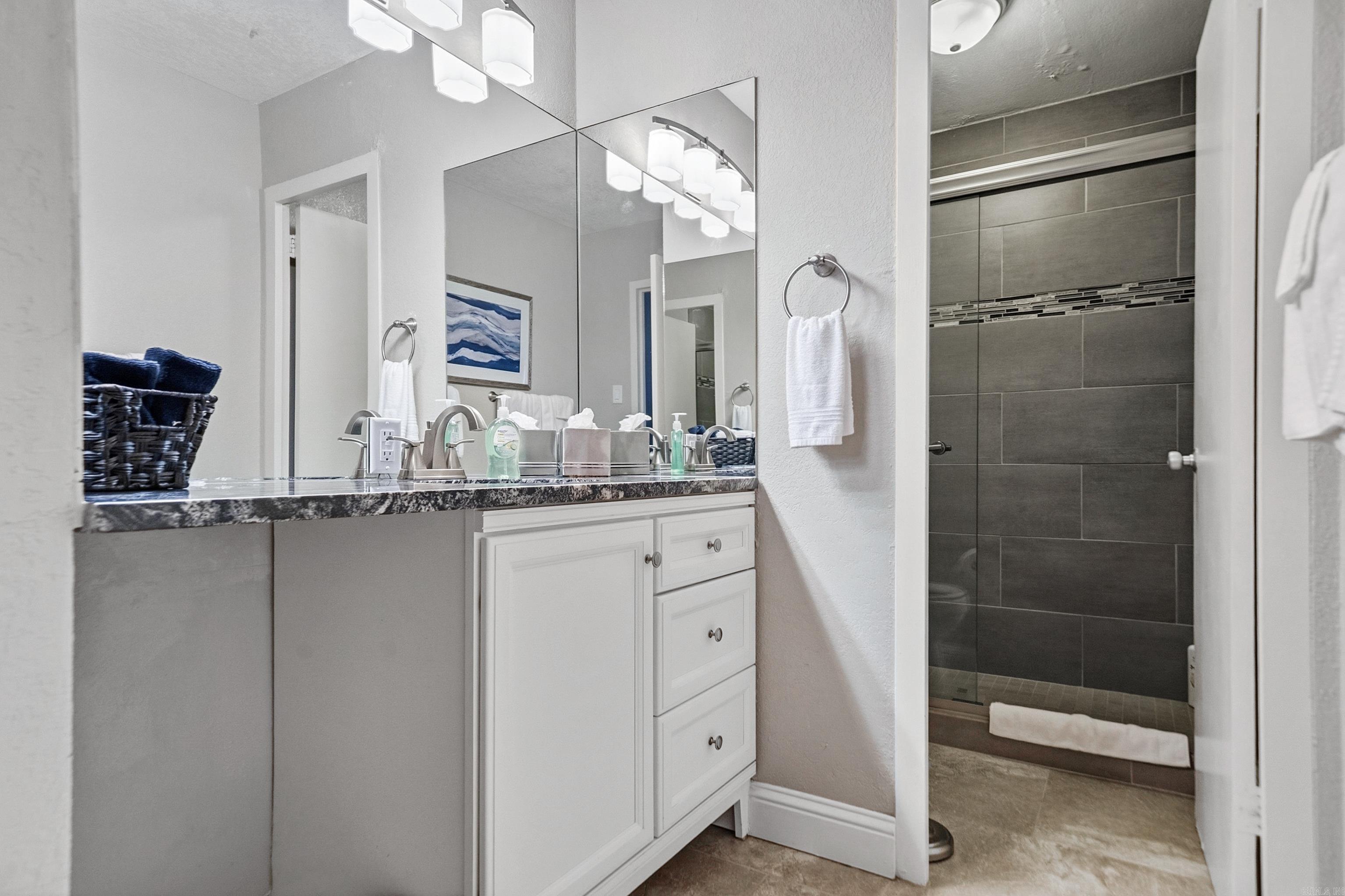 BEACON MANOR HPR - Residential