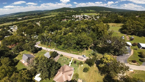 307 E COURT ST, LESLIE, AR 72645 - Image c4dc55cab08b7b3358dda764a5bf301e/2390127335