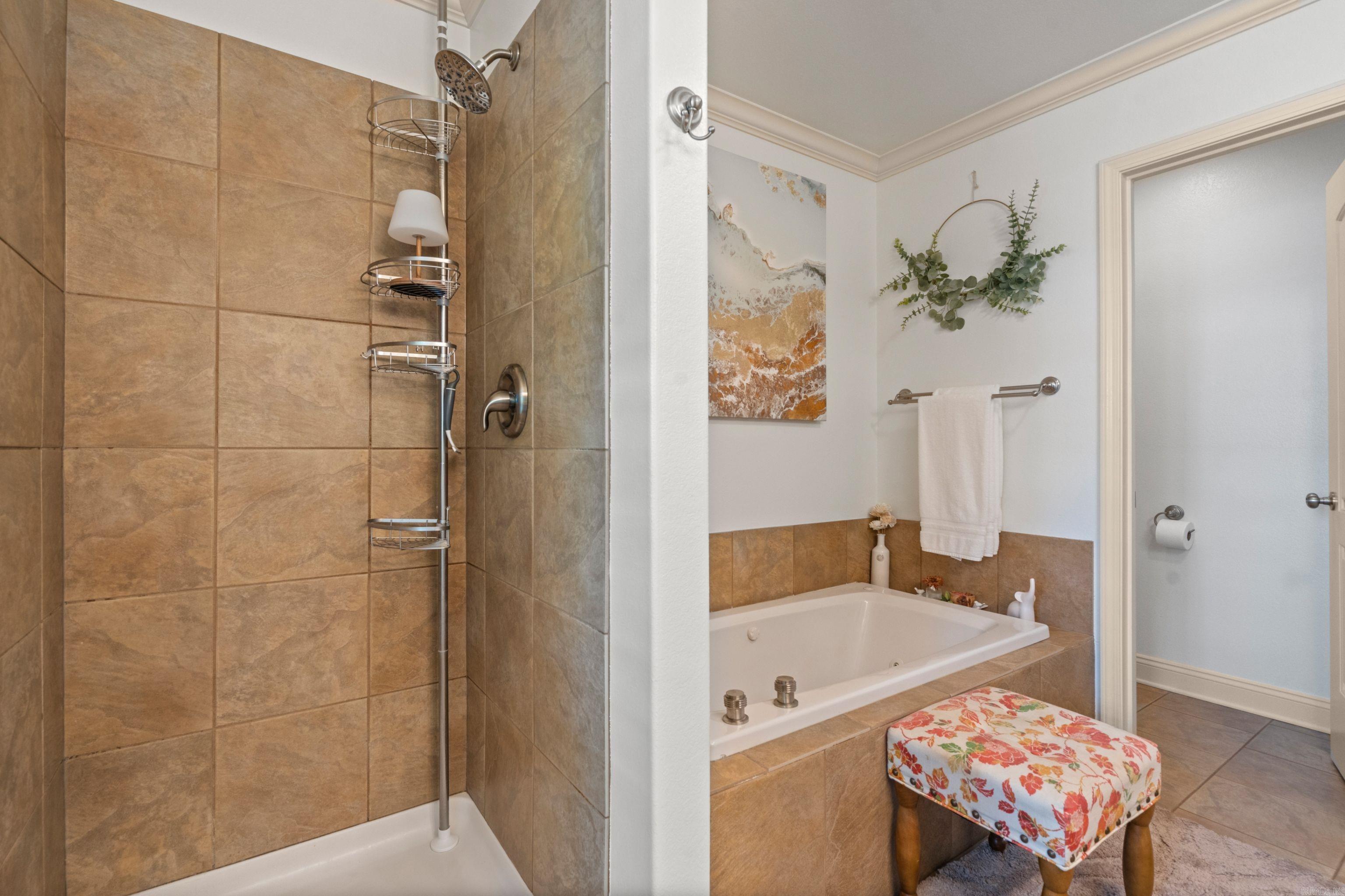 The Villas at Bayshore - Residential