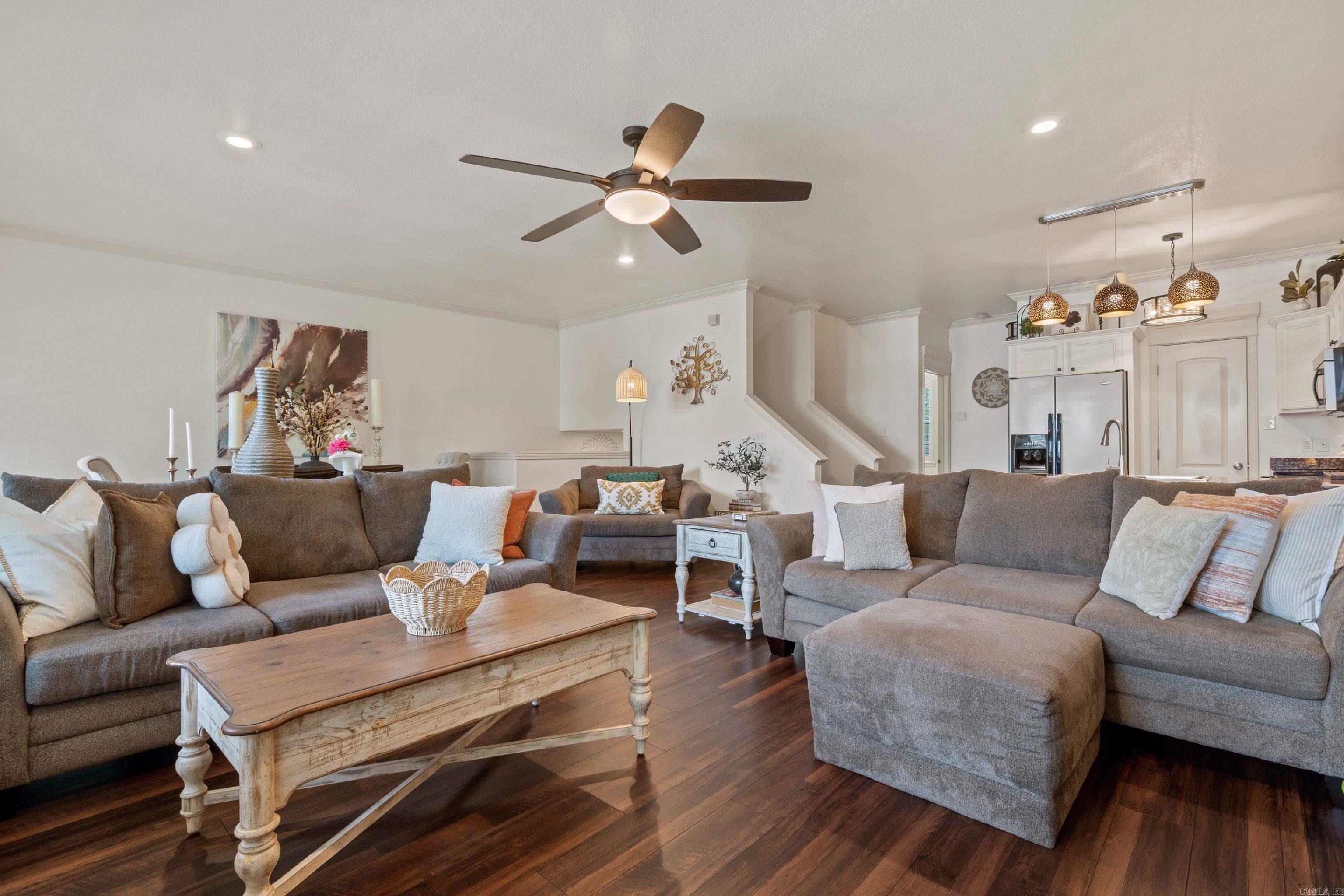 The Villas at Bayshore - Residential