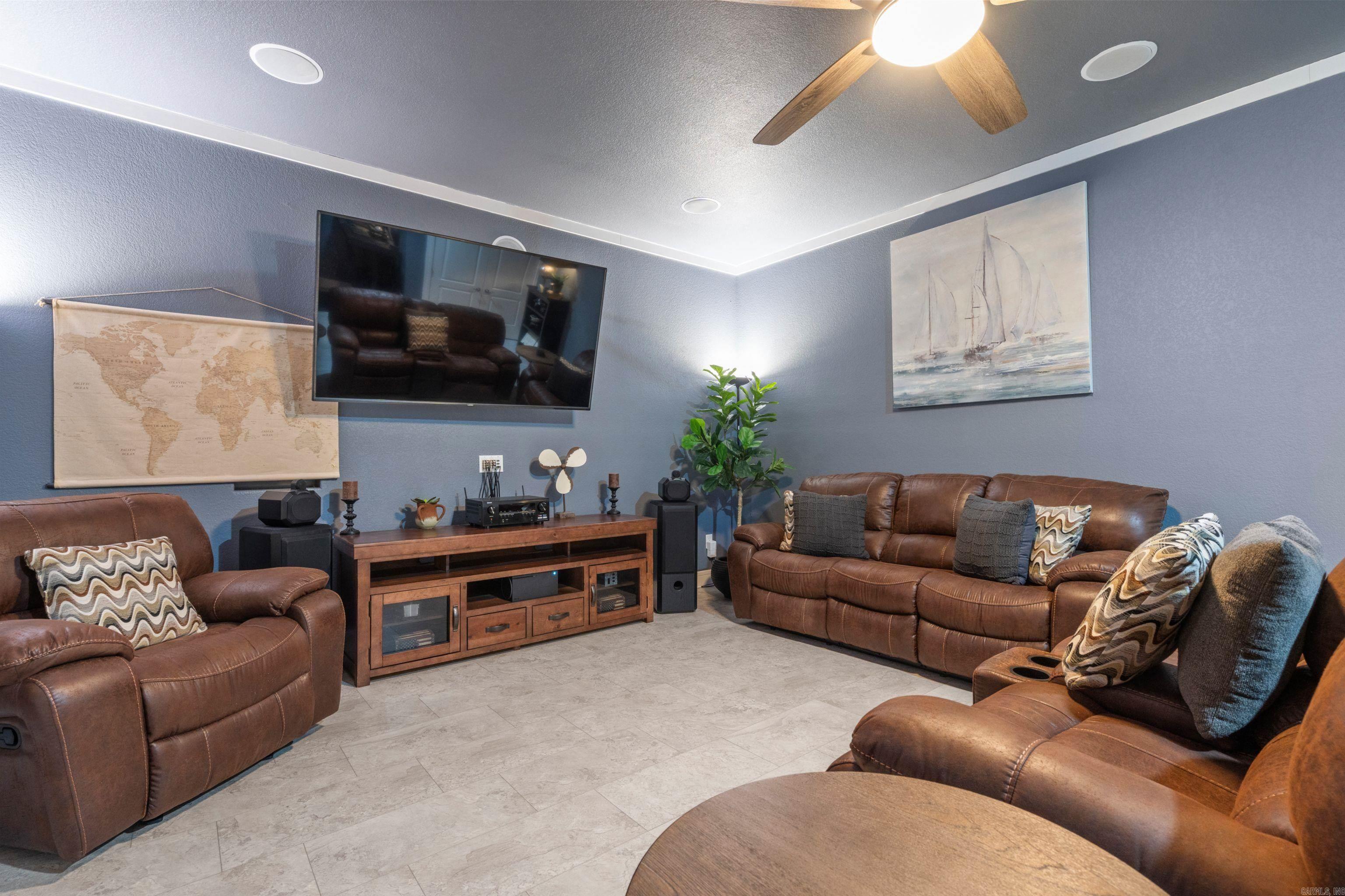 The Villas at Bayshore - Residential