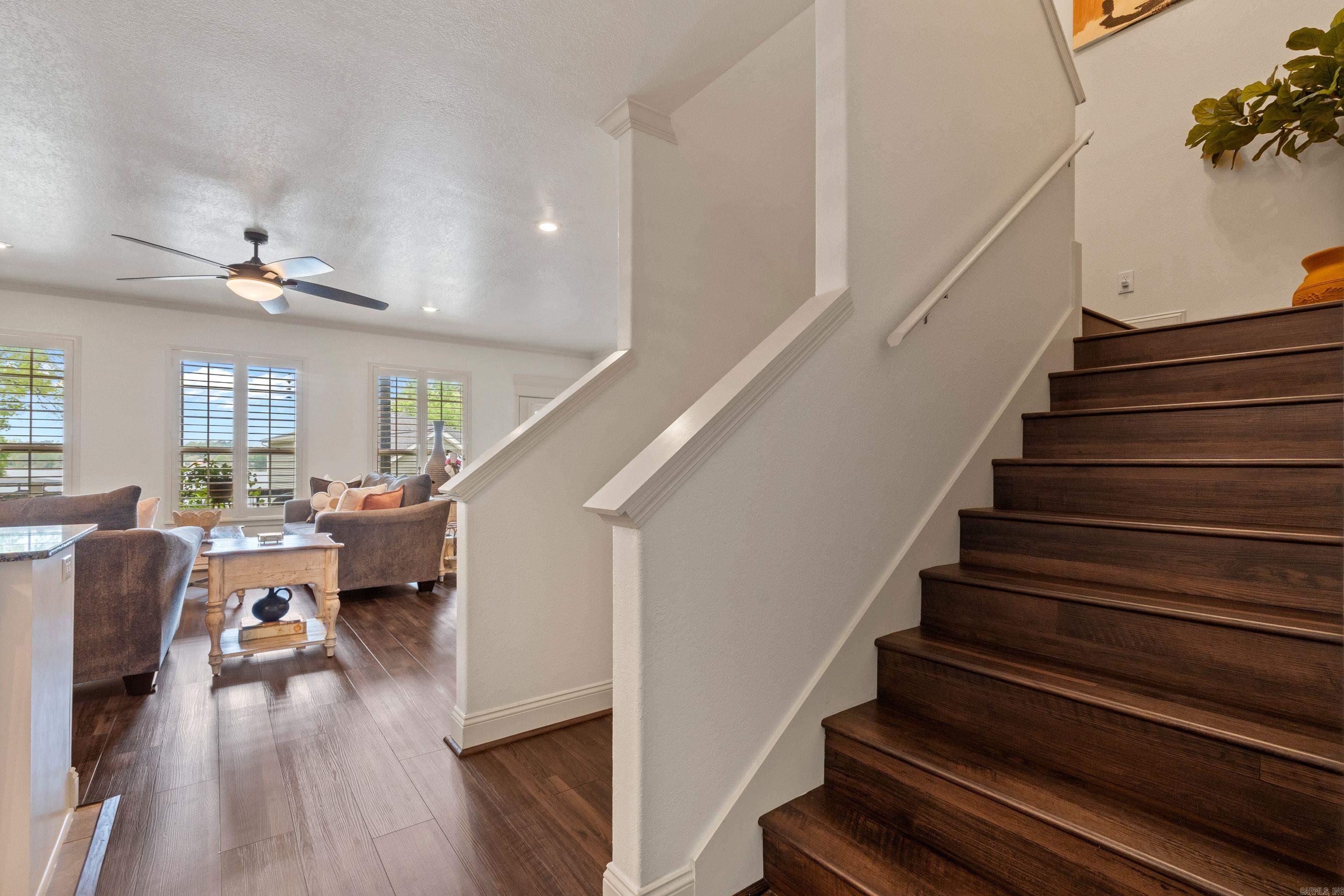 The Villas at Bayshore - Residential