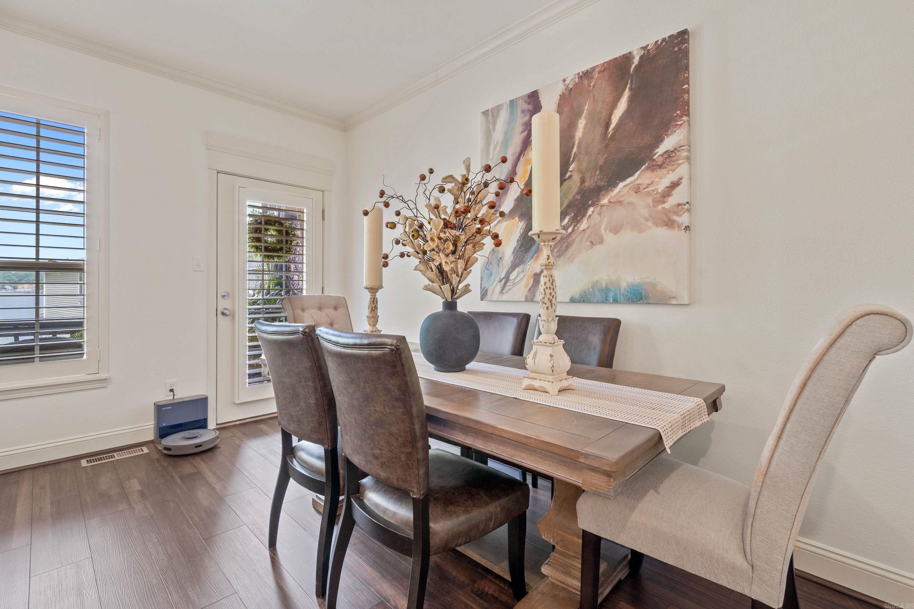 The Villas at Bayshore - Residential