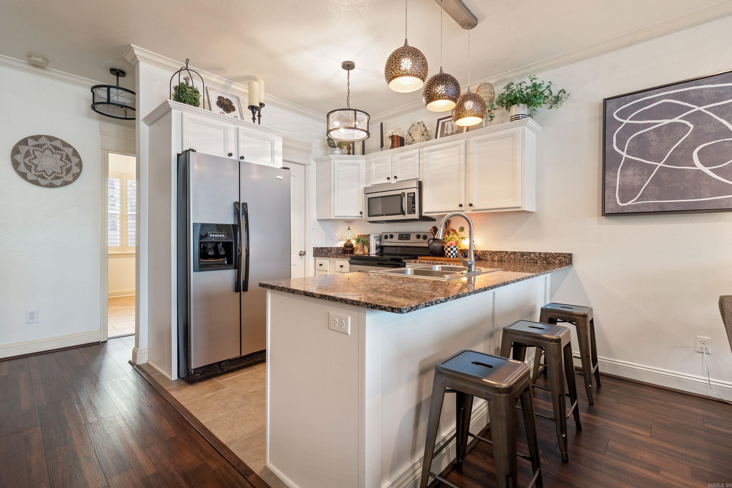 The Villas at Bayshore - Residential